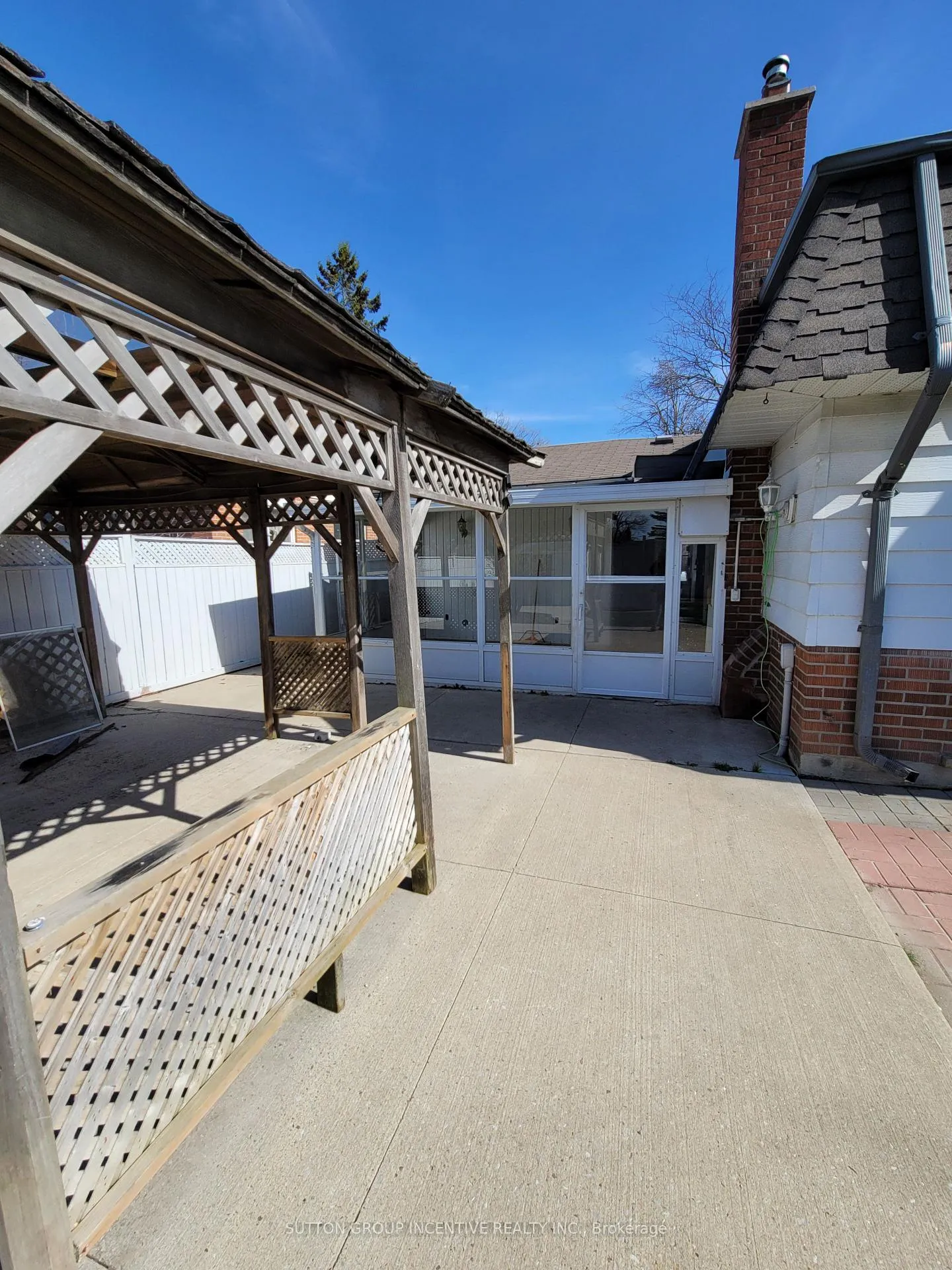 Photo 40 of 50 Farmingdale Crescent, Barrie, Cundles East — HOMEH