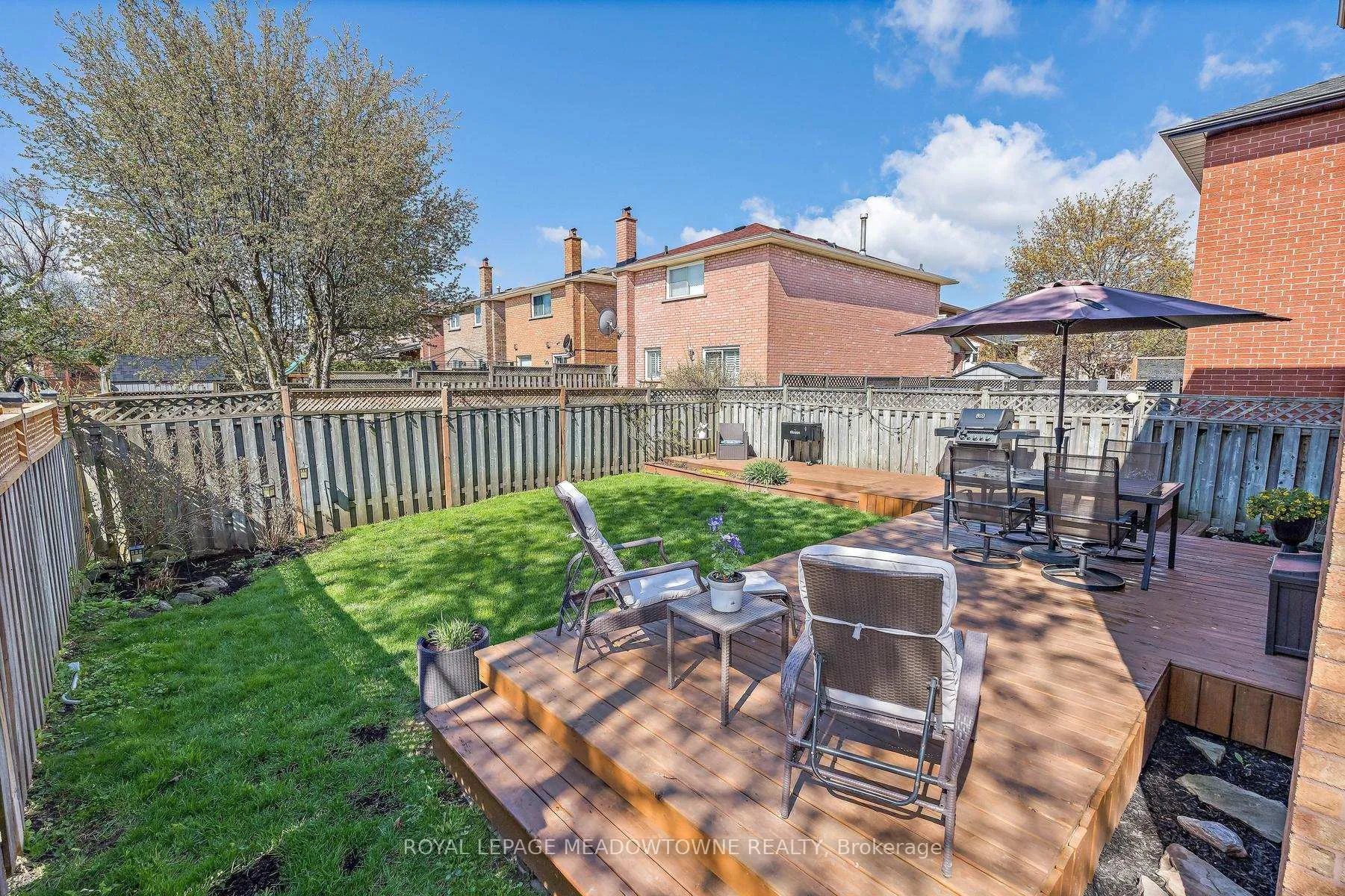 Photo 32 of 4 Shenstone Avenue, Brampton, Heart Lake West — HOMEH