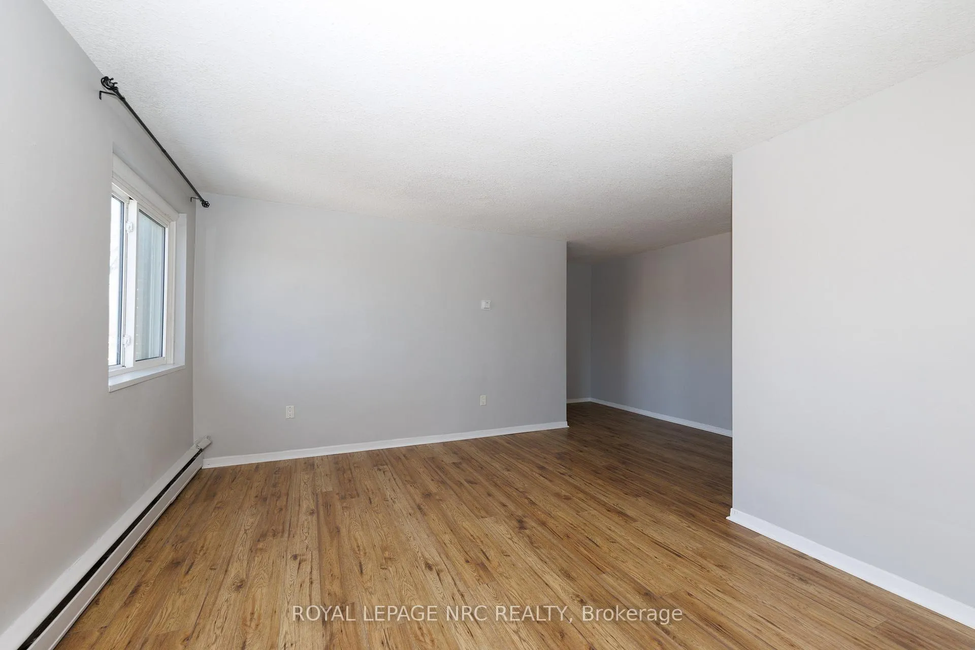 Photo 10 of Unit 36, 452 Carlton Street, St. Catharines, Facer — HOMEH