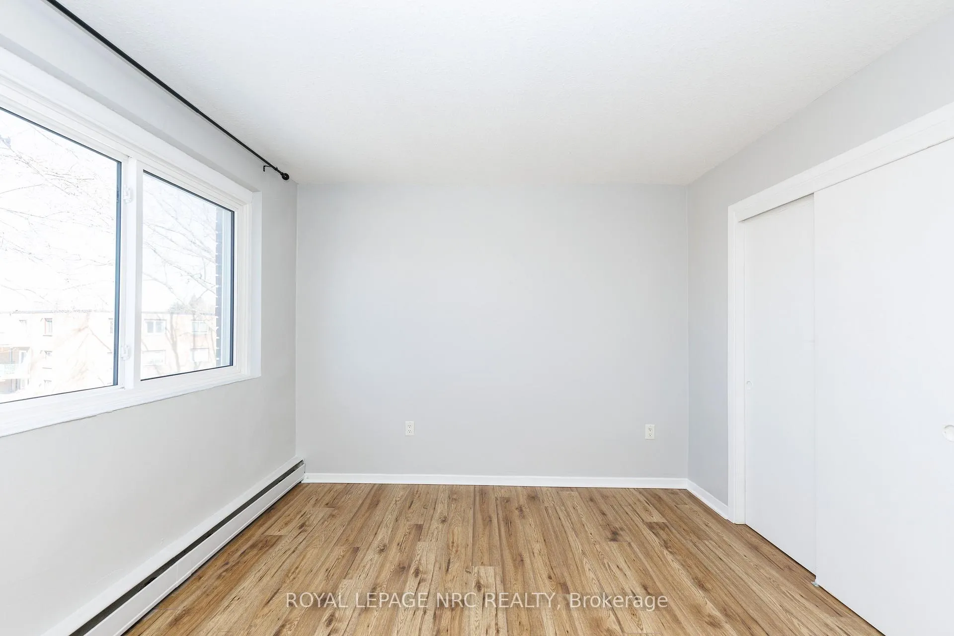 Photo 15 of Unit 36, 452 Carlton Street, St. Catharines, Facer — HOMEH