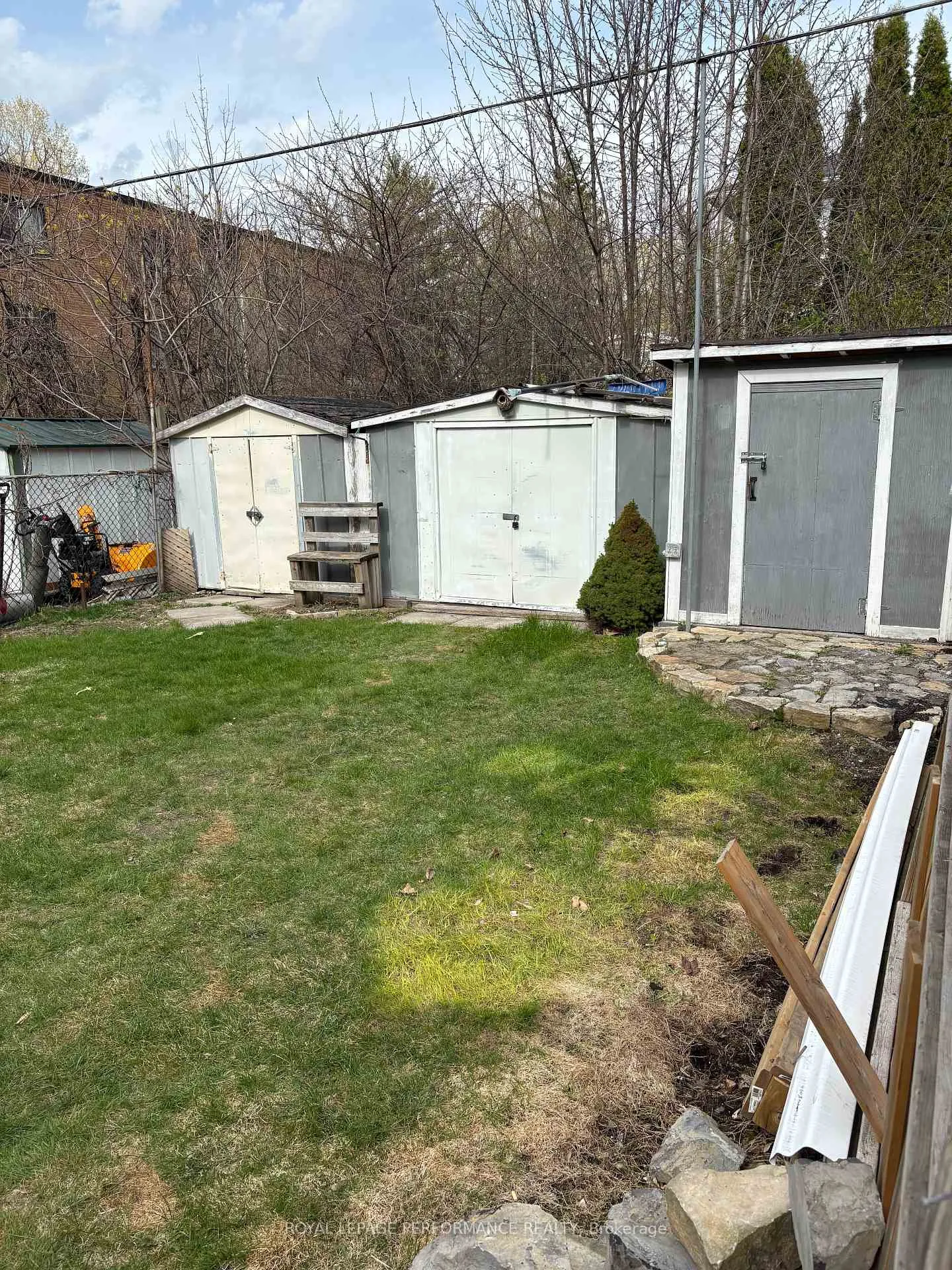 Photo 29 of 391 Peach Tree Lane, Ottawa, Viscount Alexander Park — HOMEH