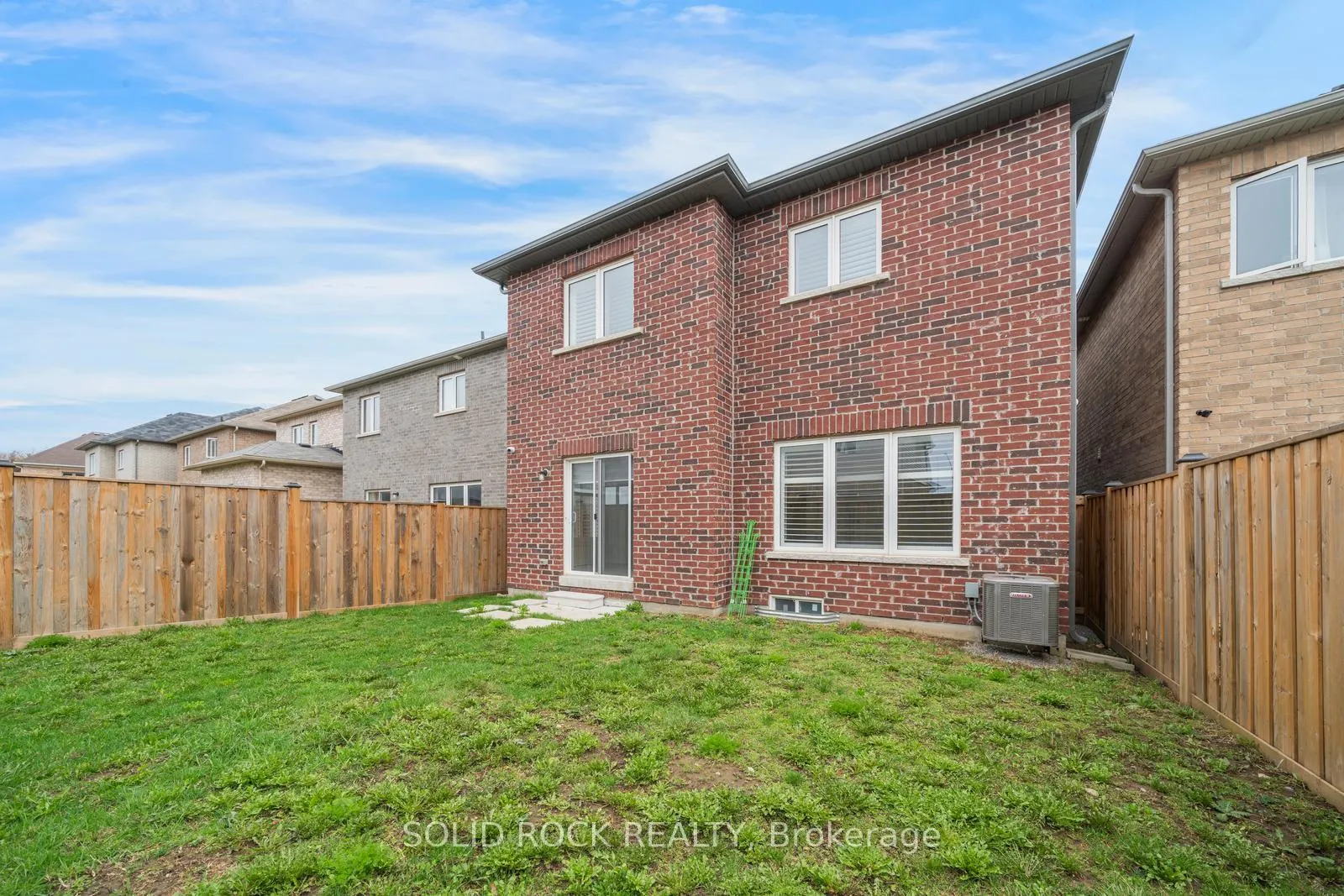 Photo 42 of 22 Tait Crescent, Clarington, Bowmanville — HOMEH