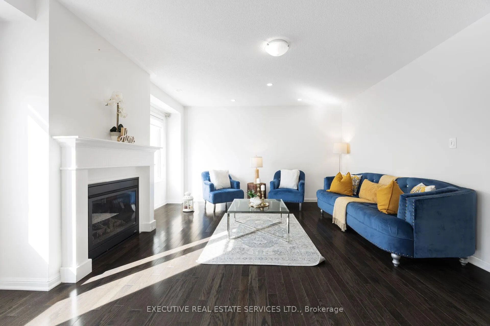 Photo 9 of 101 Mccleave Crescent, Brampton, Fletcher's West — HOMEH