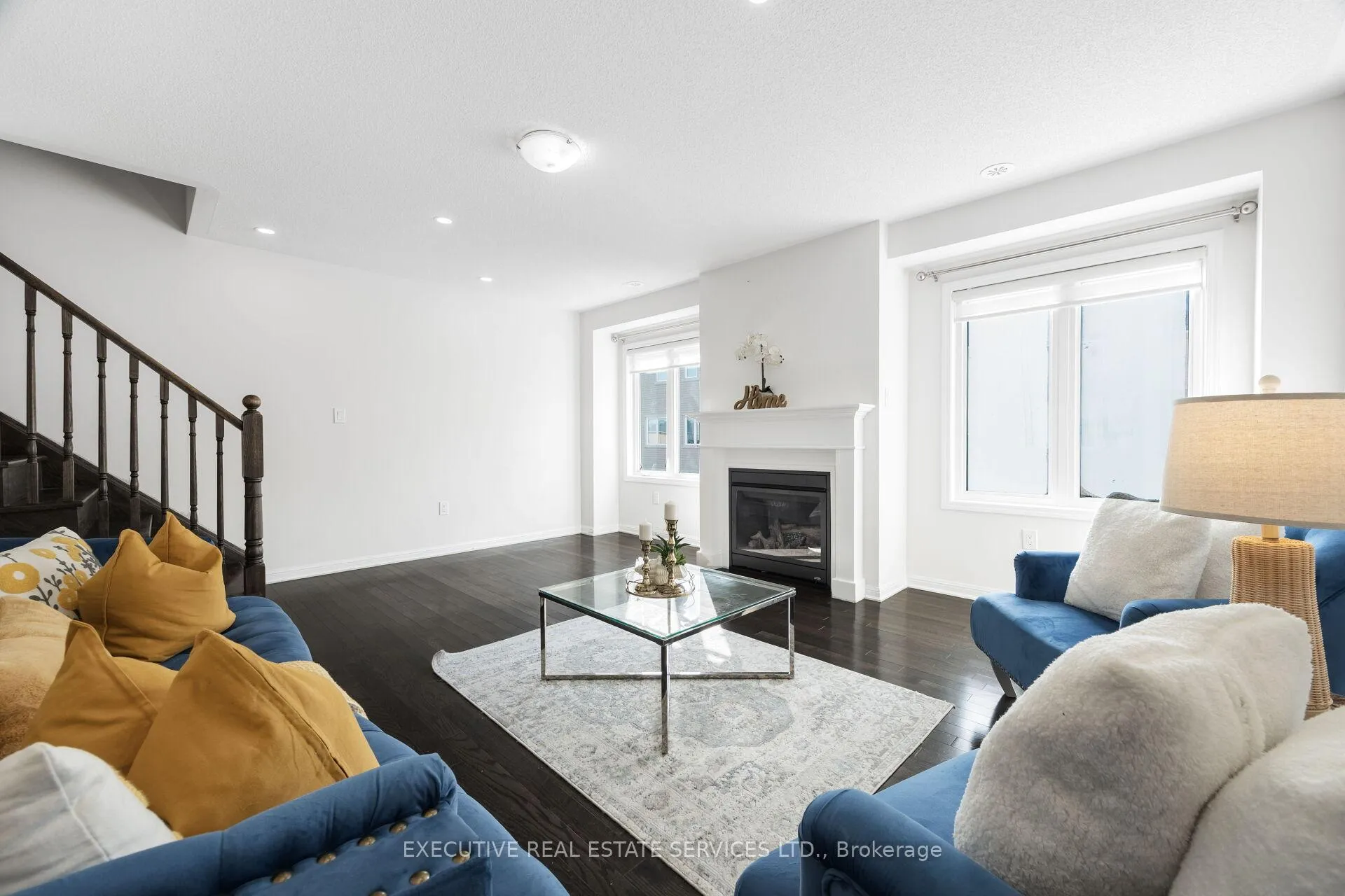 Photo 12 of 101 Mccleave Crescent, Brampton, Fletcher's West — HOMEH