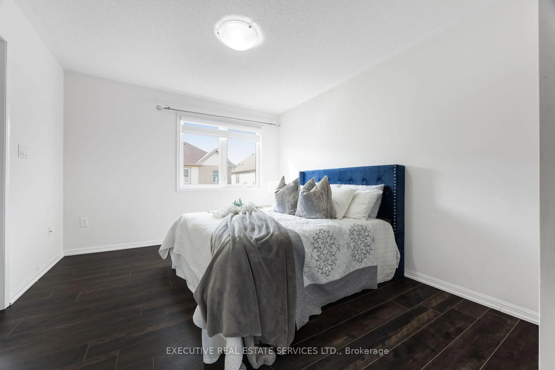Photo 23 of 101 Mccleave Crescent, Brampton, Fletcher's West — HOMEH