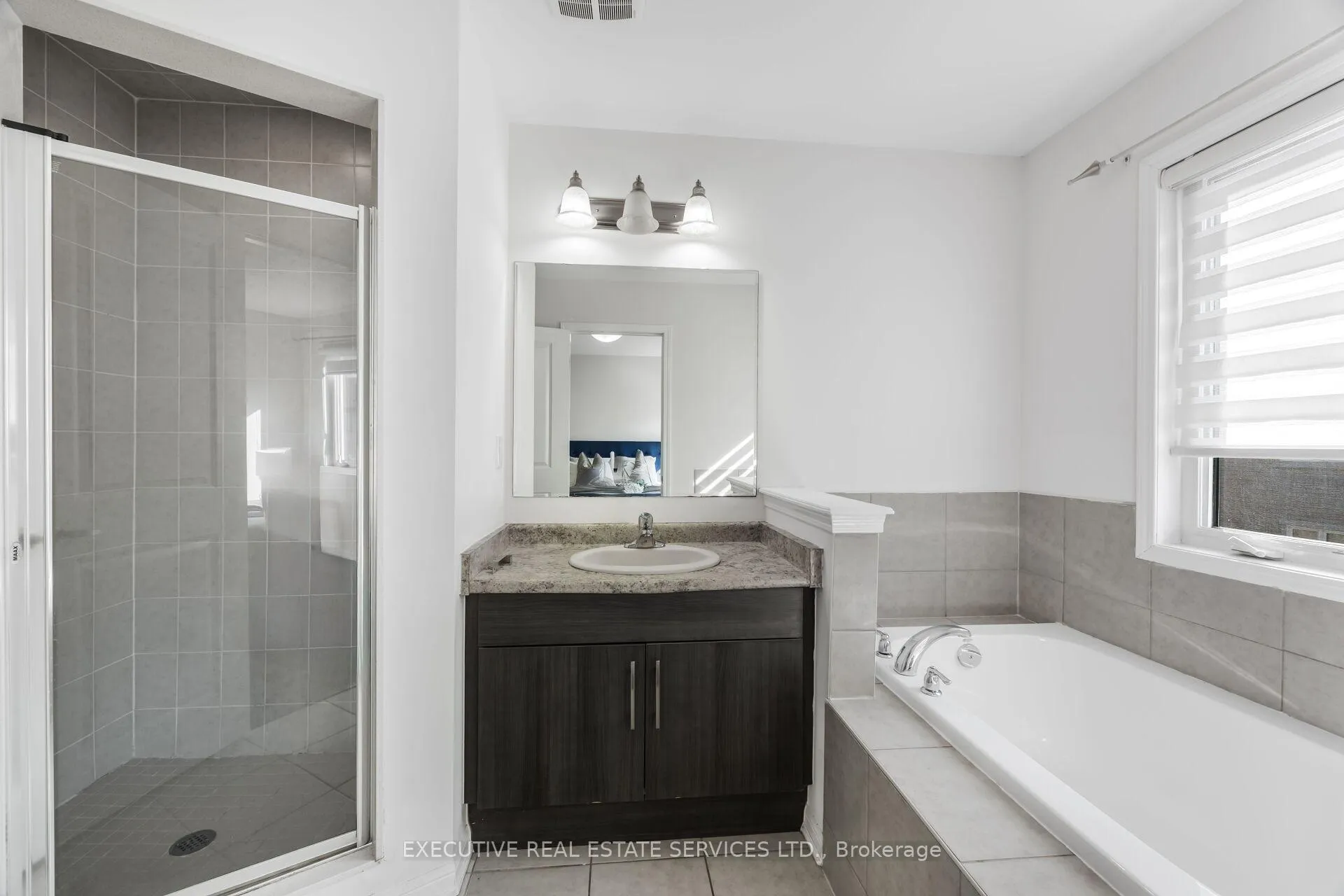 Photo 27 of 101 Mccleave Crescent, Brampton, Fletcher's West — HOMEH
