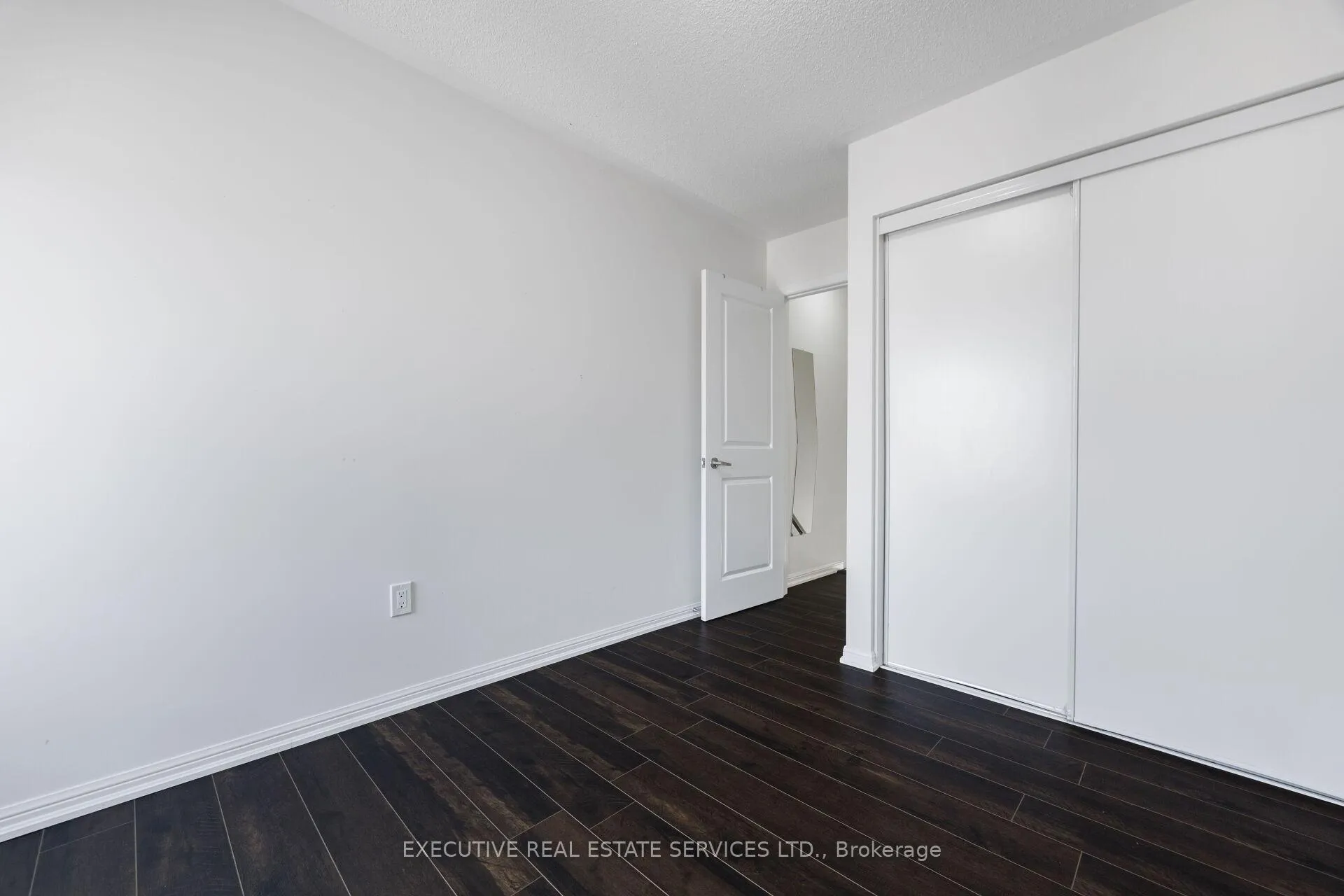 Photo 34 of 101 Mccleave Crescent, Brampton, Fletcher's West — HOMEH