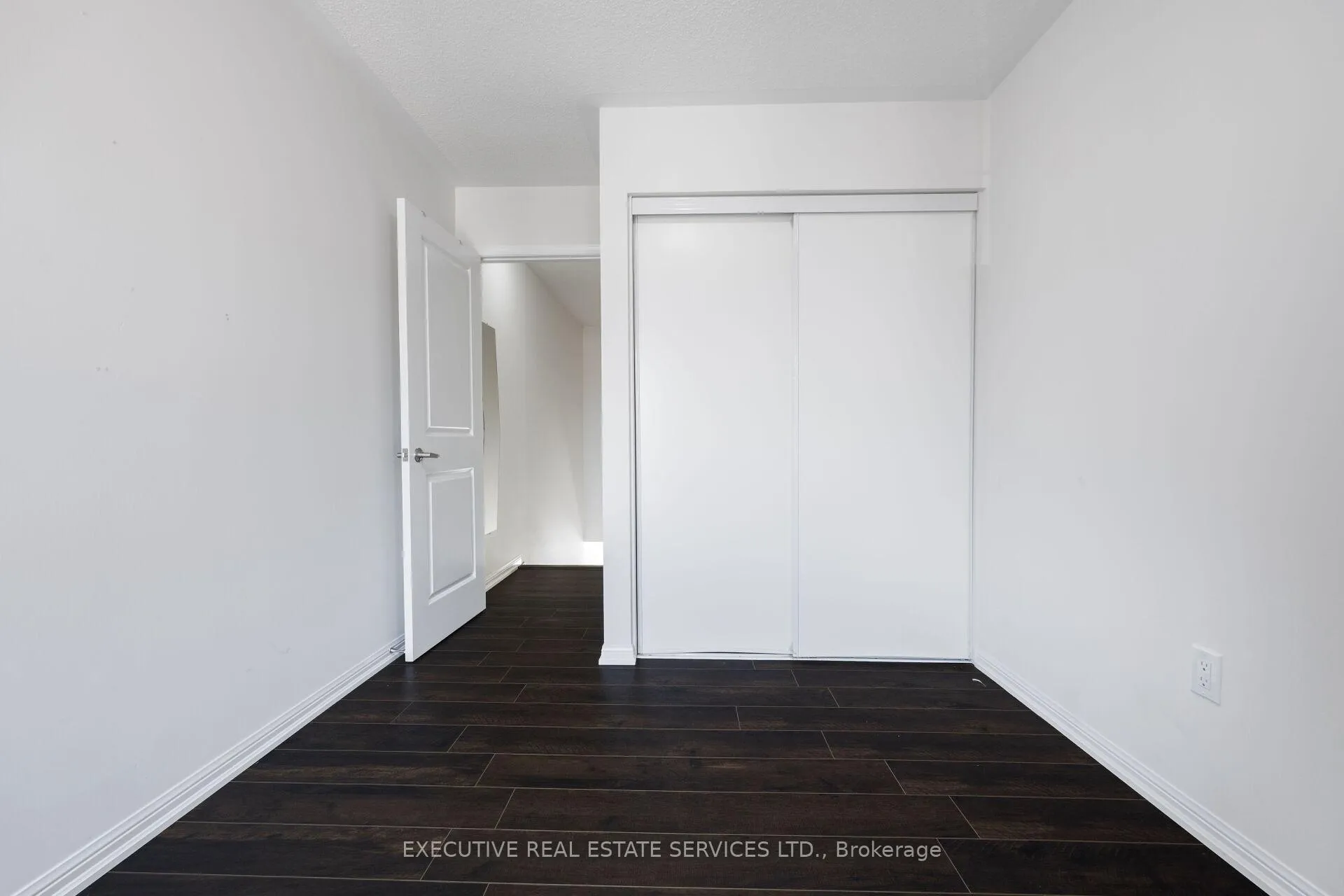 Photo 35 of 101 Mccleave Crescent, Brampton, Fletcher's West — HOMEH