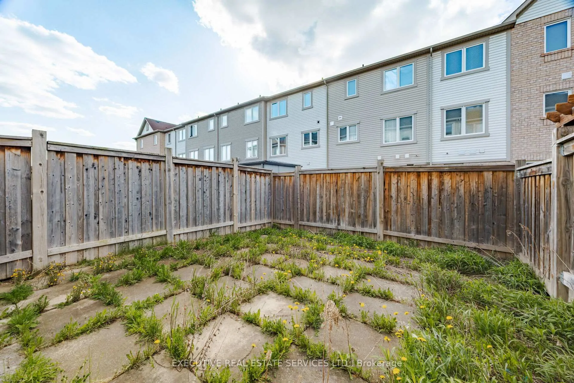 Photo 46 of 101 Mccleave Crescent, Brampton, Fletcher's West — HOMEH