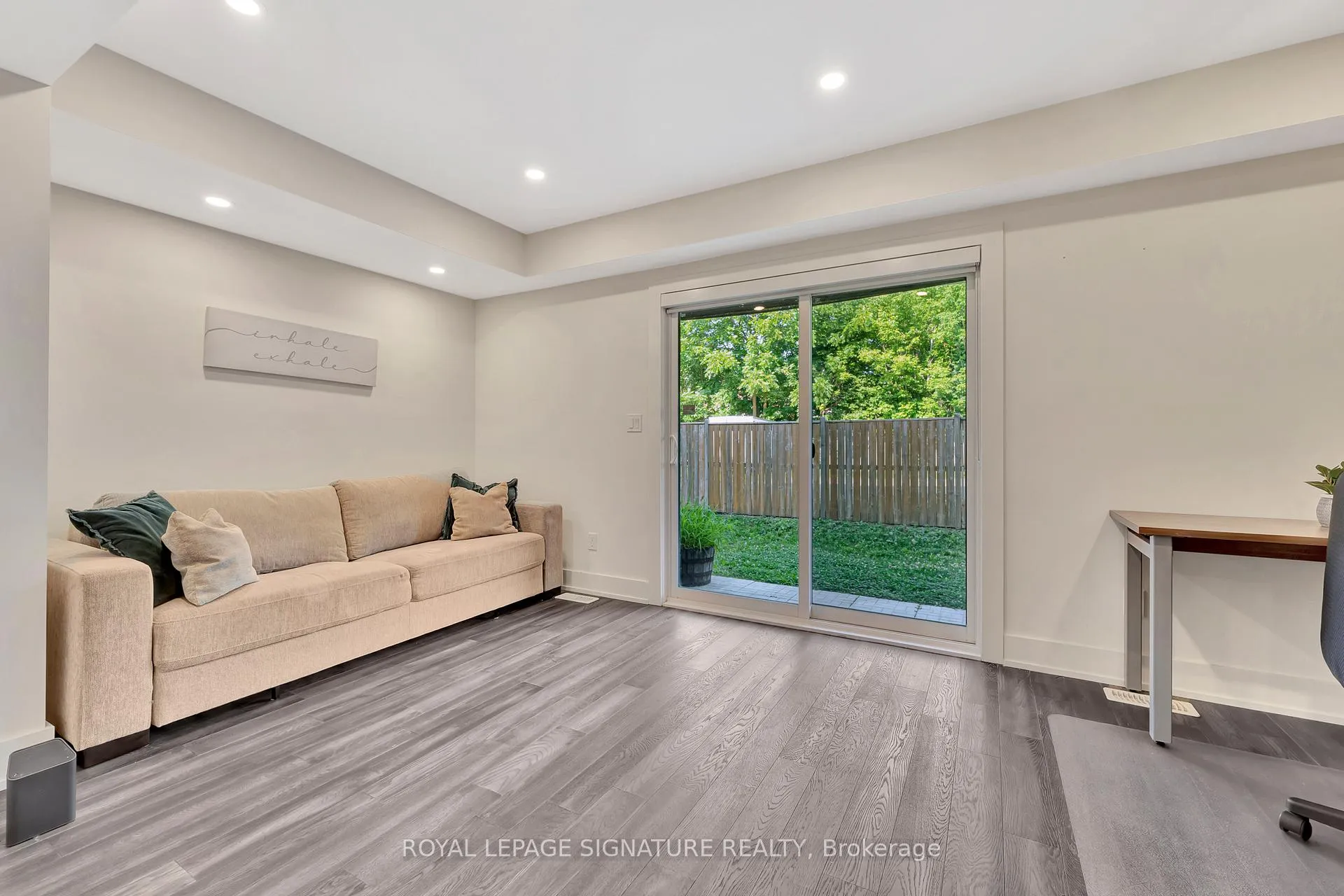 Photo 3 of Unit 4, 107 Concession Street, Cambridge, Christopher-Champlain — HOMEH