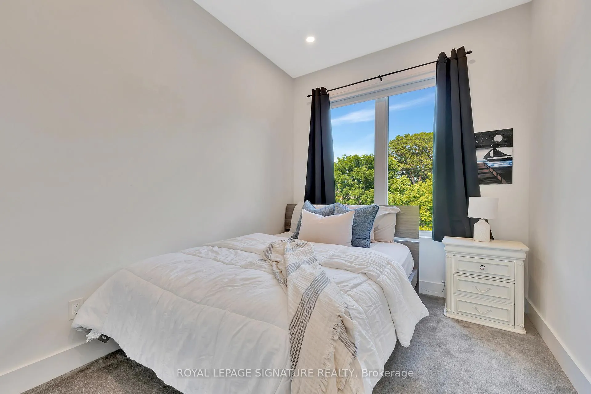Photo 10 of Unit 4, 107 Concession Street, Cambridge, Christopher-Champlain — HOMEH