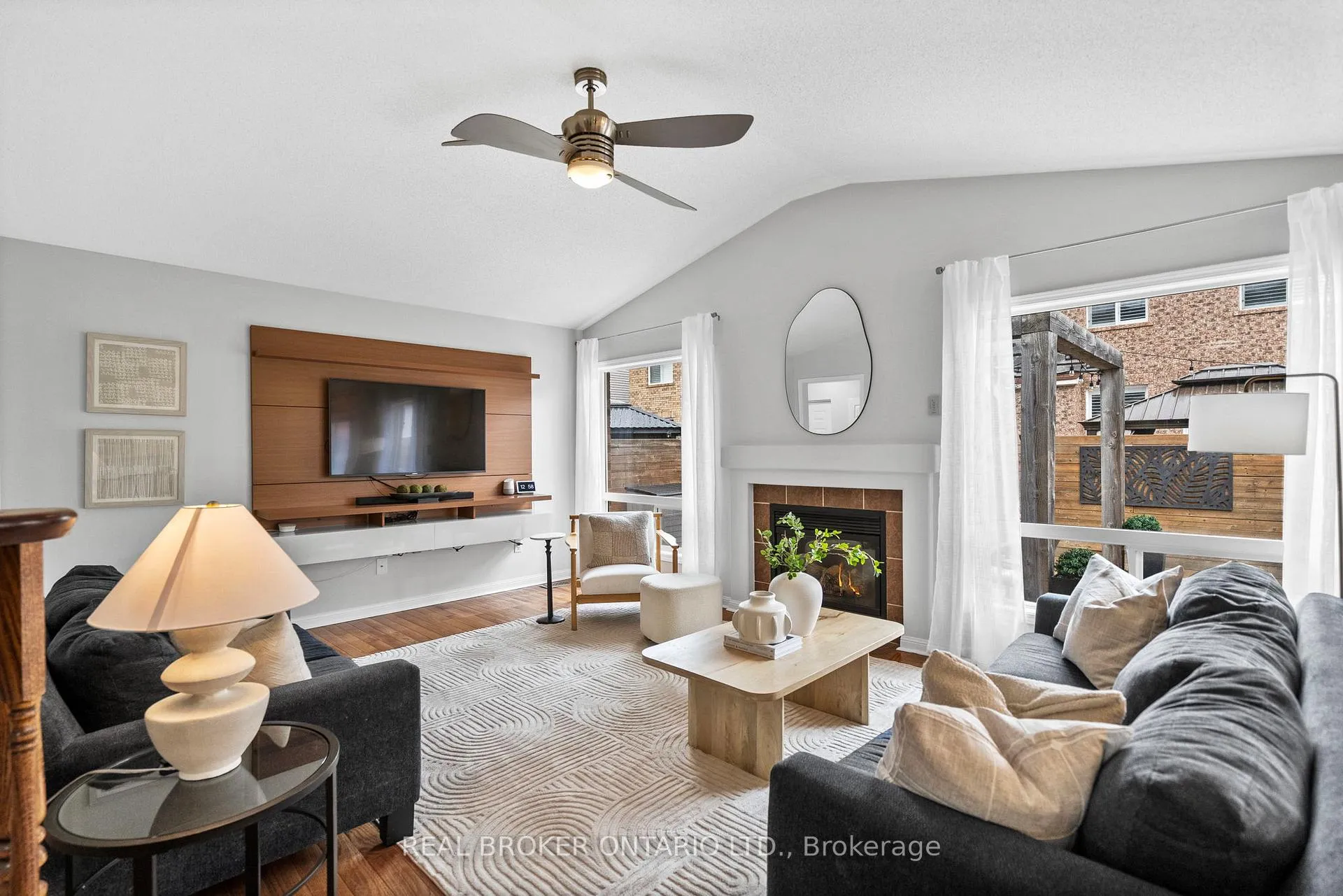 Photo 1 of 1537 Morse Place, Milton, Beaty — HOMEH