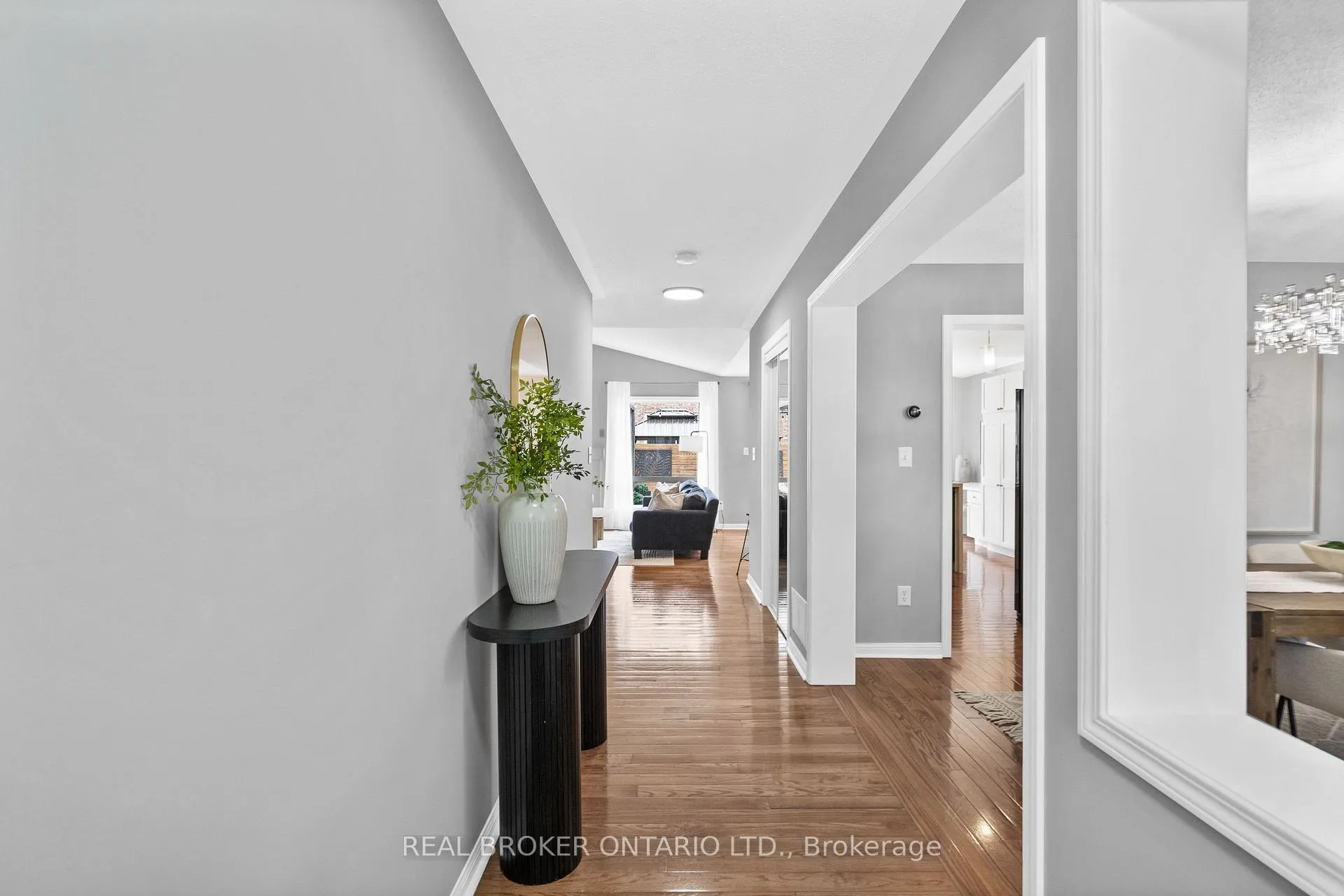 Photo 4 of 1537 Morse Place, Milton, Beaty — HOMEH
