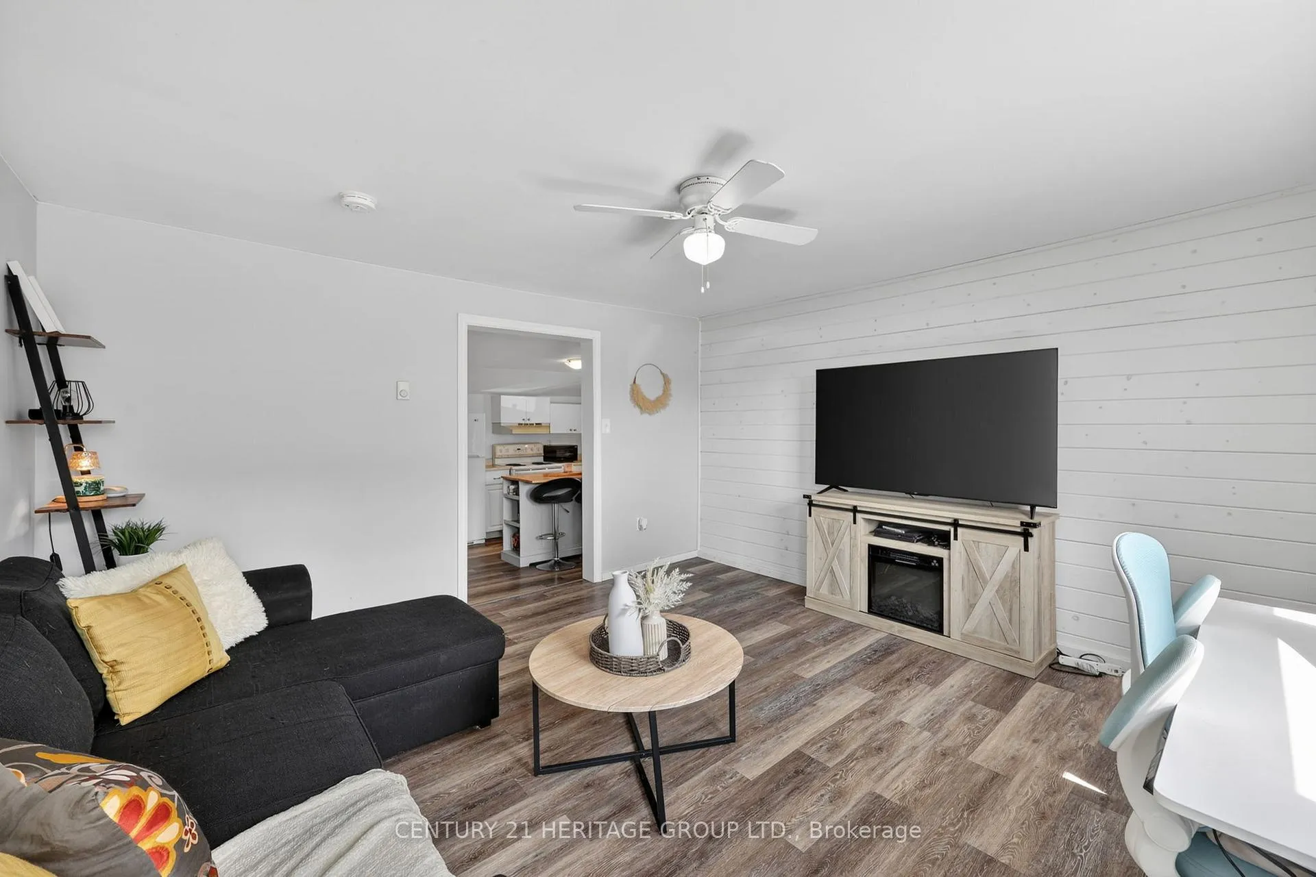 Photo 16 of 153 Veterans Lane, Tay, Victoria Harbour — HOMEH