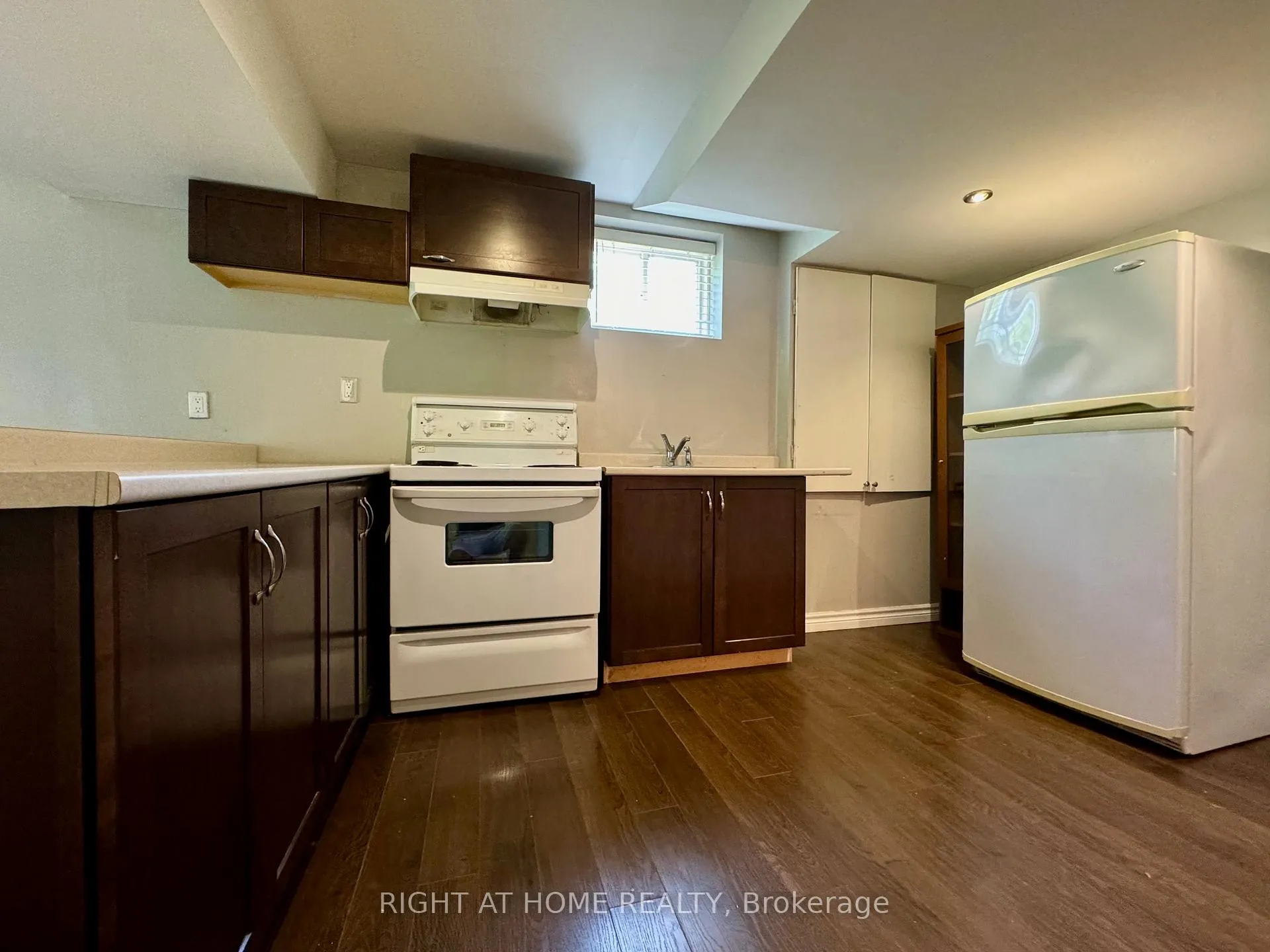 Photo 6 of Unit Bsmt, 1045 Tock Close, Milton, Willmott — HOMEH