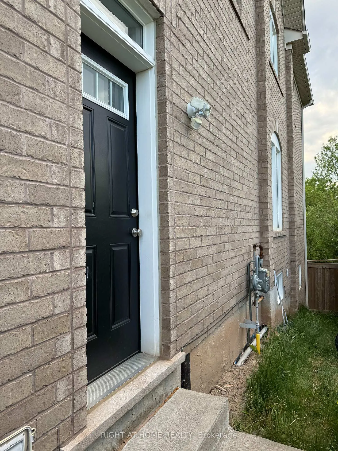 Photo 15 of Unit Bsmt, 1045 Tock Close, Milton, Willmott — HOMEH