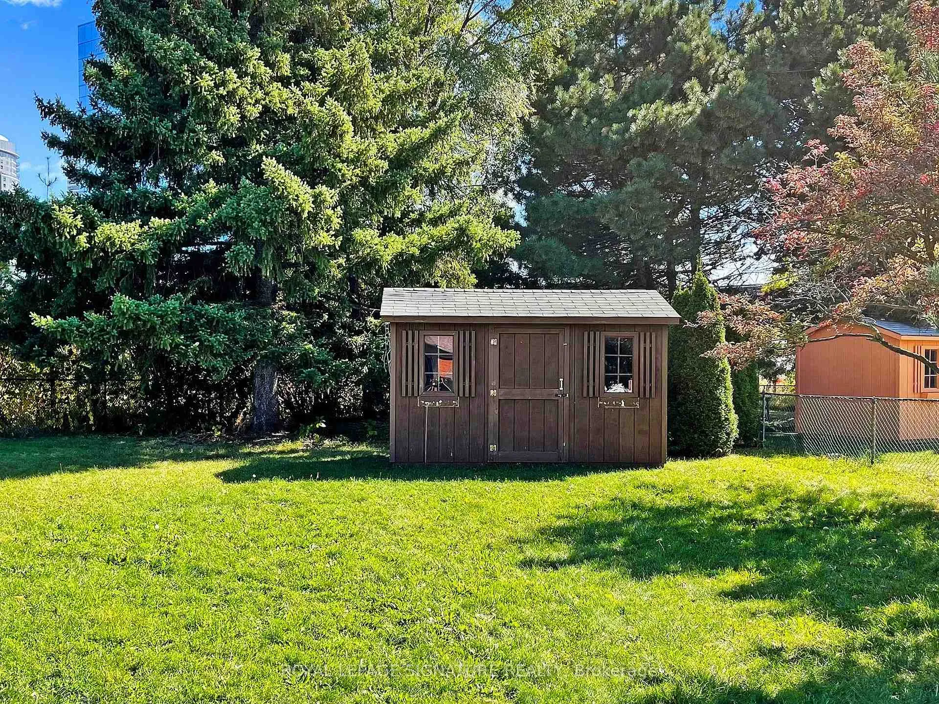 Photo 5 of Unit Main, 116 Earlton Road, Scarborough, Tam O'Shanter-Sullivan — HOMEH