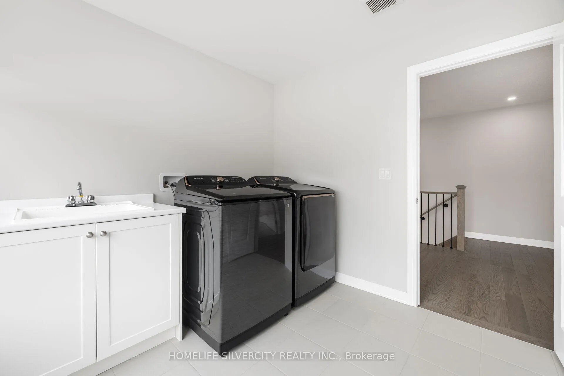 Photo 44 of 40 Conboy Drive, Erin — HOMEH