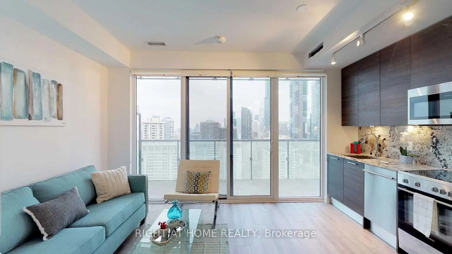 Photo 3 of Unit 2403, 28 Wellesley Street E, Toronto, Church-Yonge Corridor — HOMEH