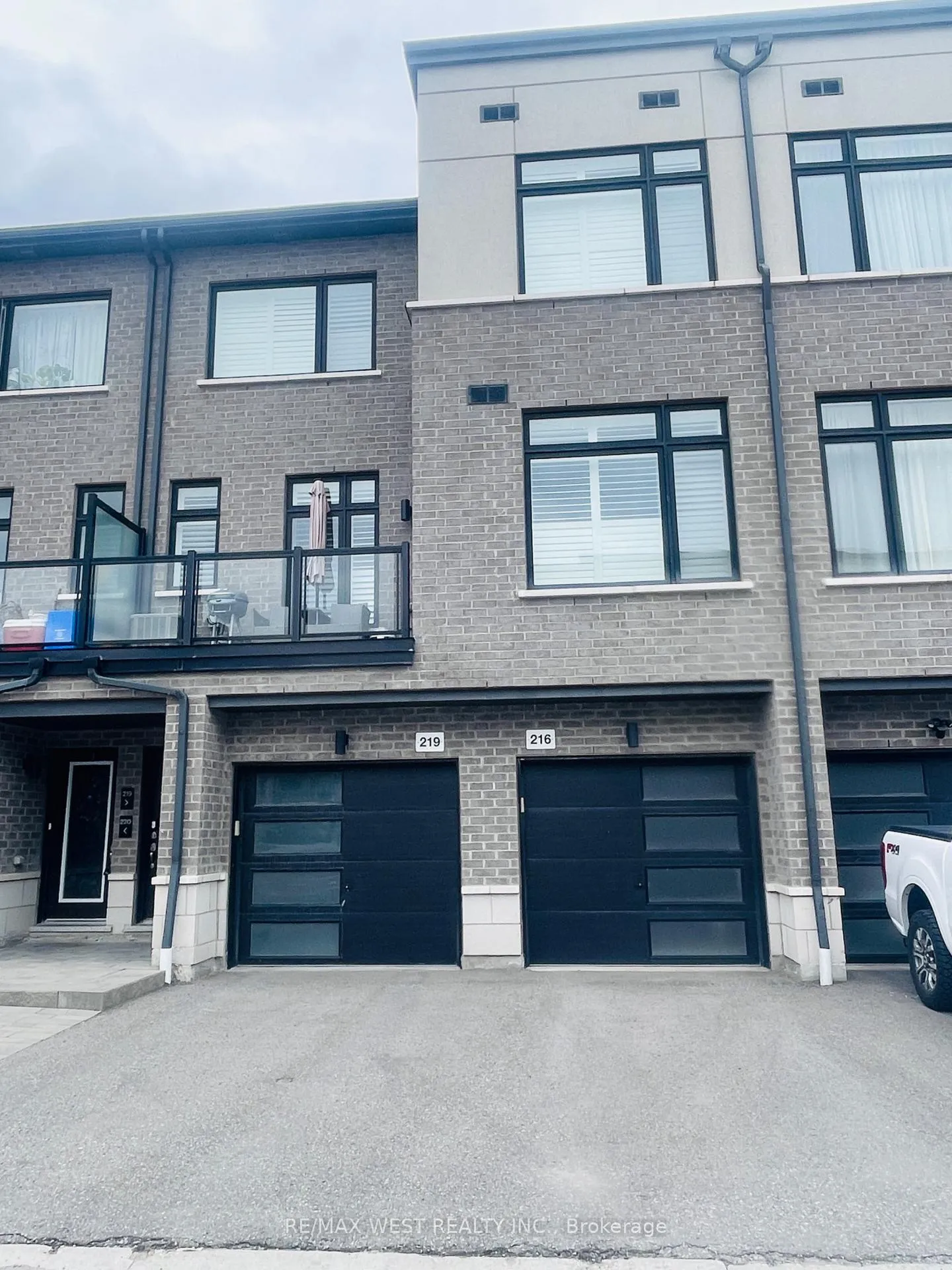 Photo 1 of Unit 216, 2550 Castlegate Crossing Drive, Pickering, Duffin Heights — HOMEH