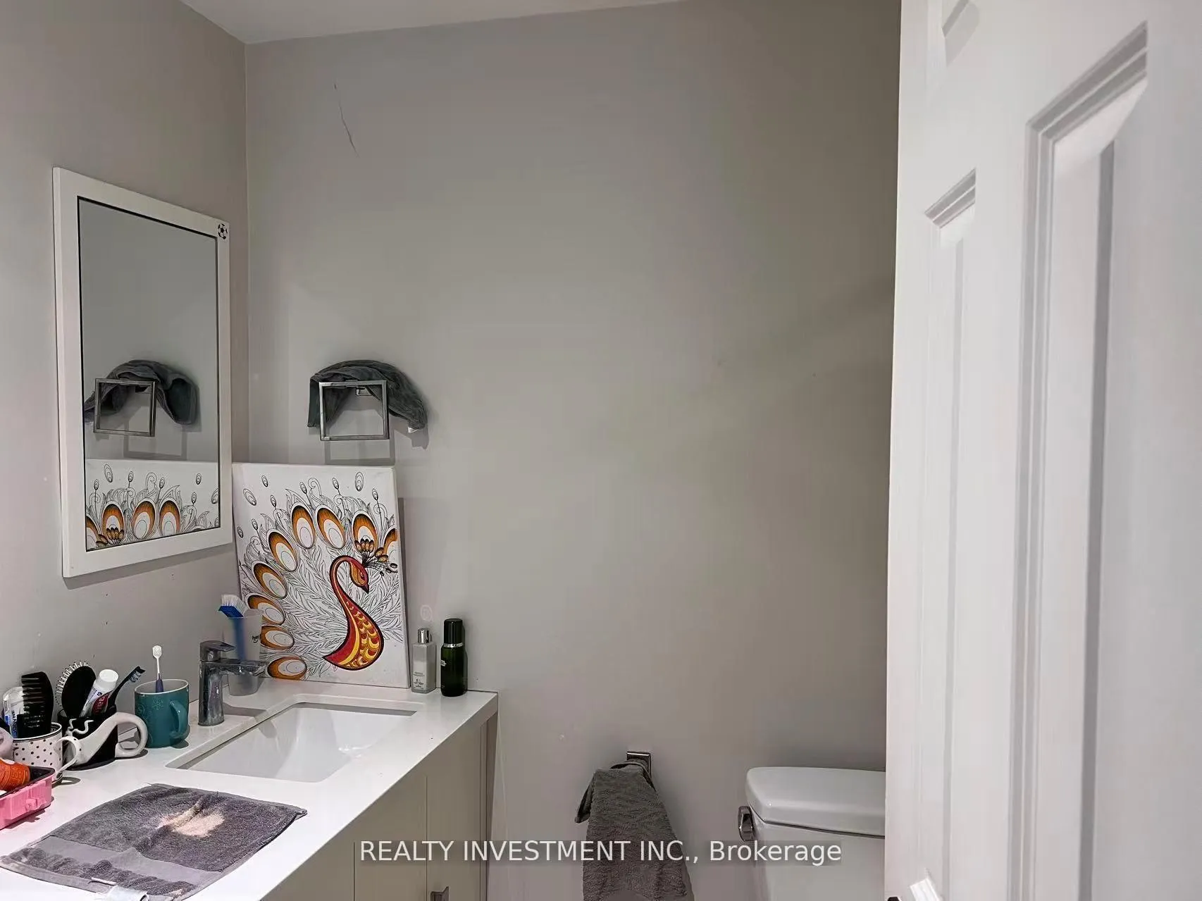 Photo 5 of Unit Unit 2, 440 Brookmill Road, Oakville, Ford — HOMEH