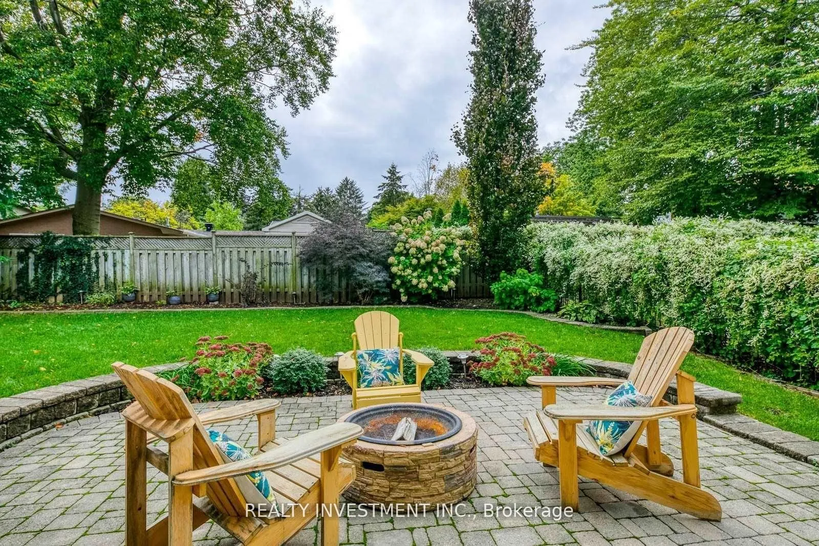 Photo 13 of Unit Unit 2, 440 Brookmill Road, Oakville, Ford — HOMEH