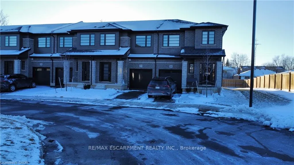 Photo 2 of Unit 7, 520 Grey Street, Brantford — HOMEH