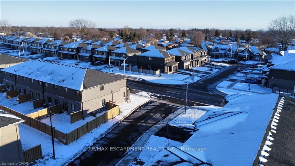 Photo 5 of Unit 7, 520 Grey Street, Brantford — HOMEH