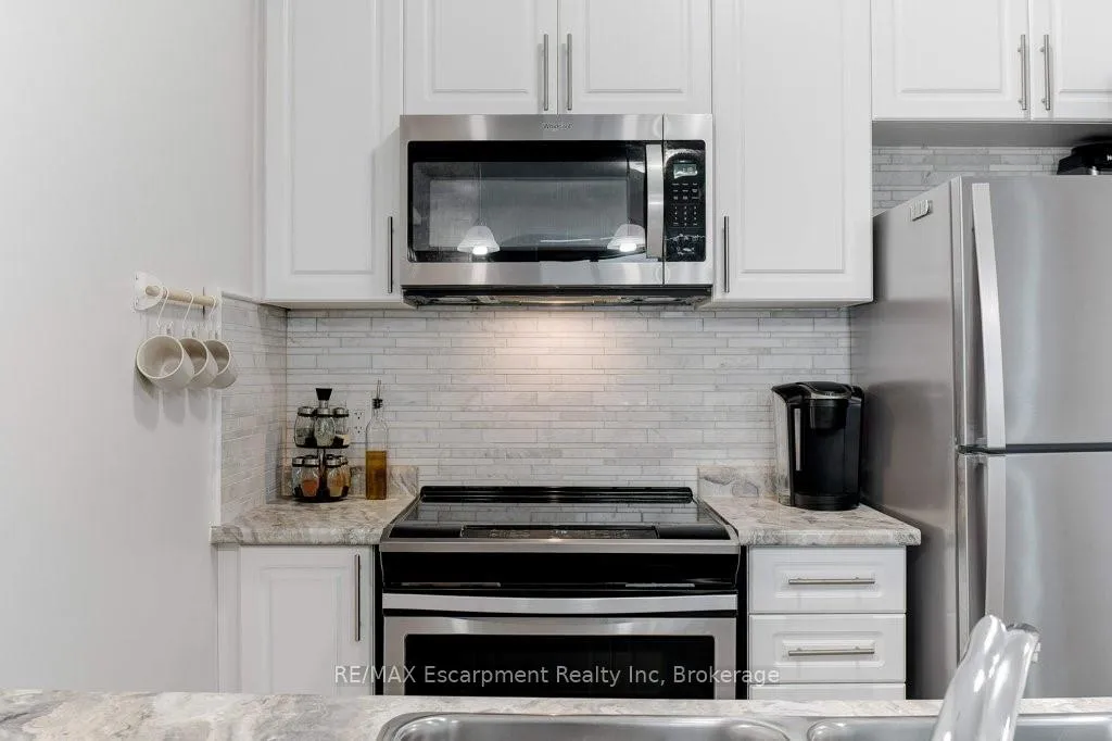 Photo 10 of Unit 123, 16 Concord Place, Grimsby, Grimsby Beach — HOMEH