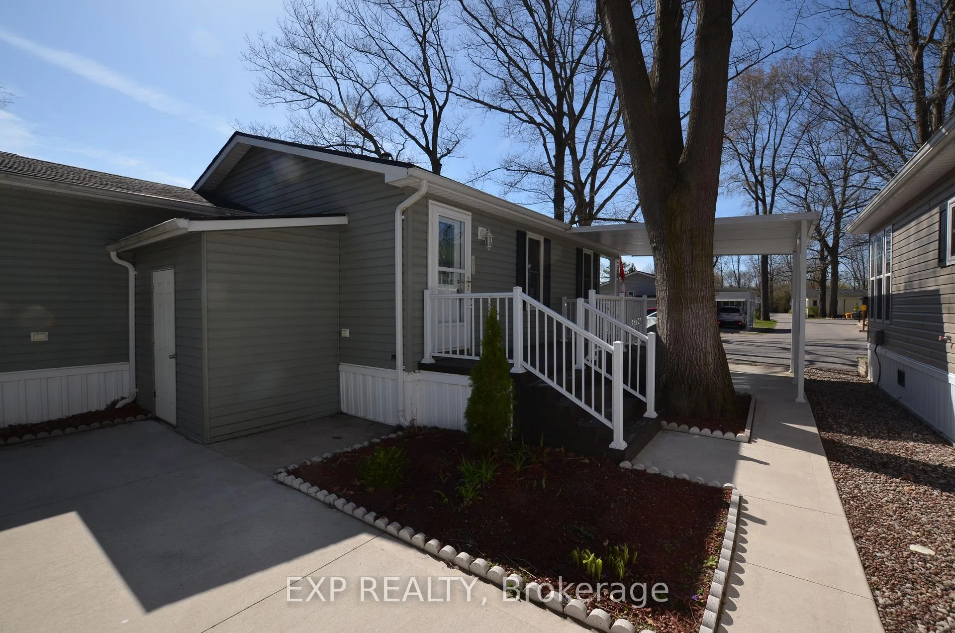 Photo 4 of Unit 51, 22790 Amiens Road, Middlesex Centre, Rural Middlesex Centre — HOMEH