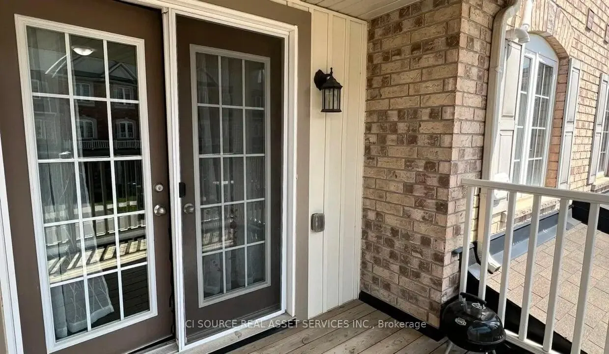 Photo 13 of 20 Savage Drive, Hamilton, Waterdown — HOMEH
