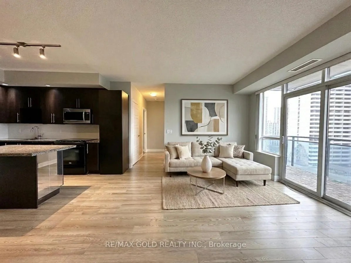Photo 13 of Unit 904, 28 Linden Street, Toronto, North St. James Town — HOMEH