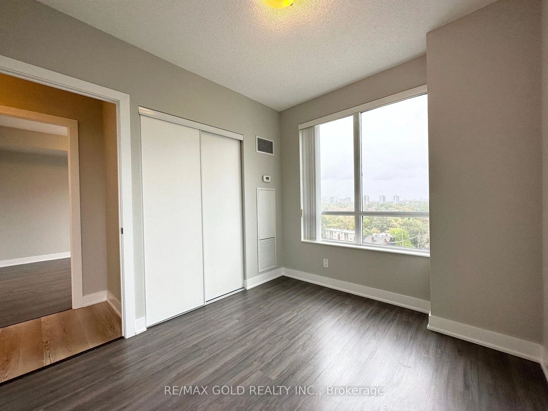 Photo 24 of Unit 904, 28 Linden Street, Toronto, North St. James Town — HOMEH