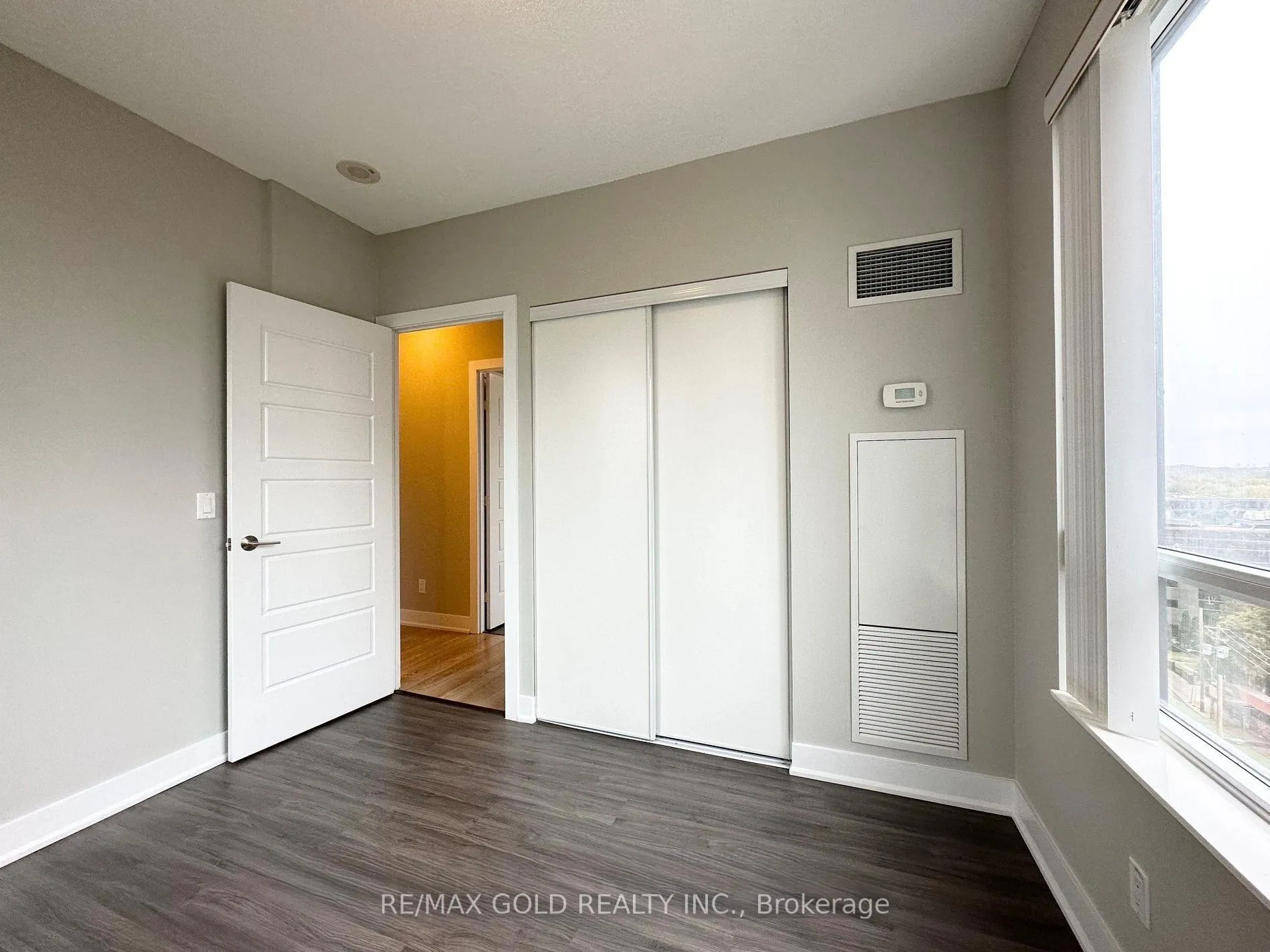 Photo 25 of Unit 904, 28 Linden Street, Toronto, North St. James Town — HOMEH