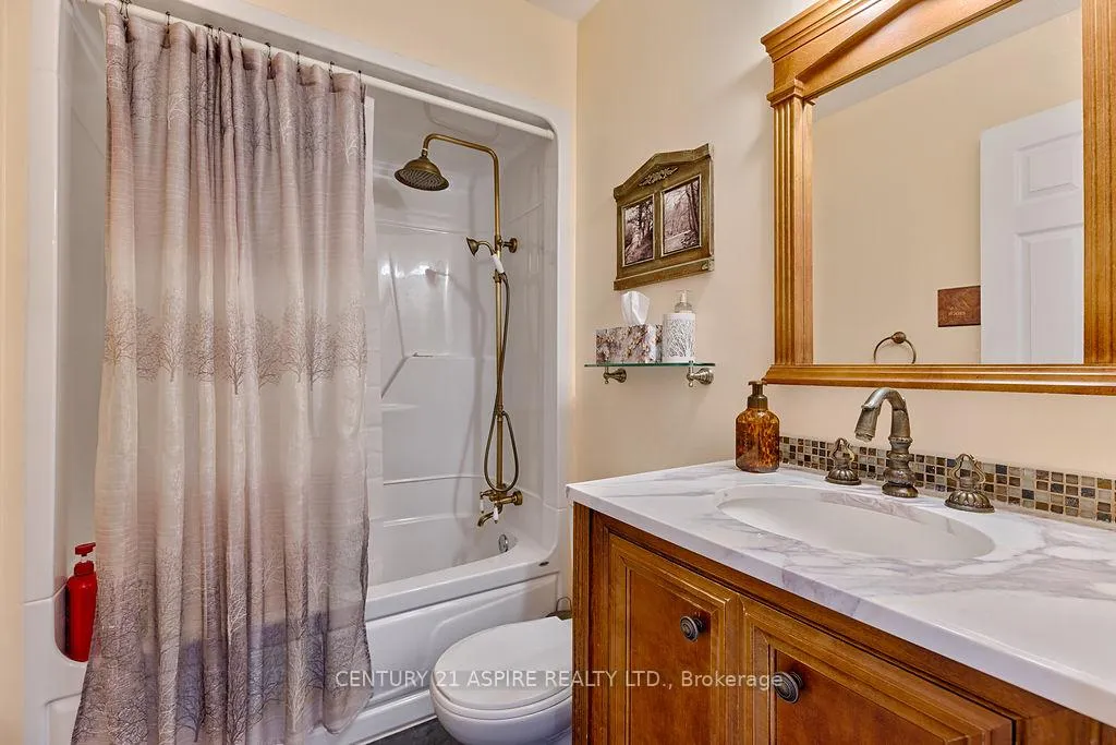 Photo 15 of 62 Herman Street, Petawawa — HOMEH
