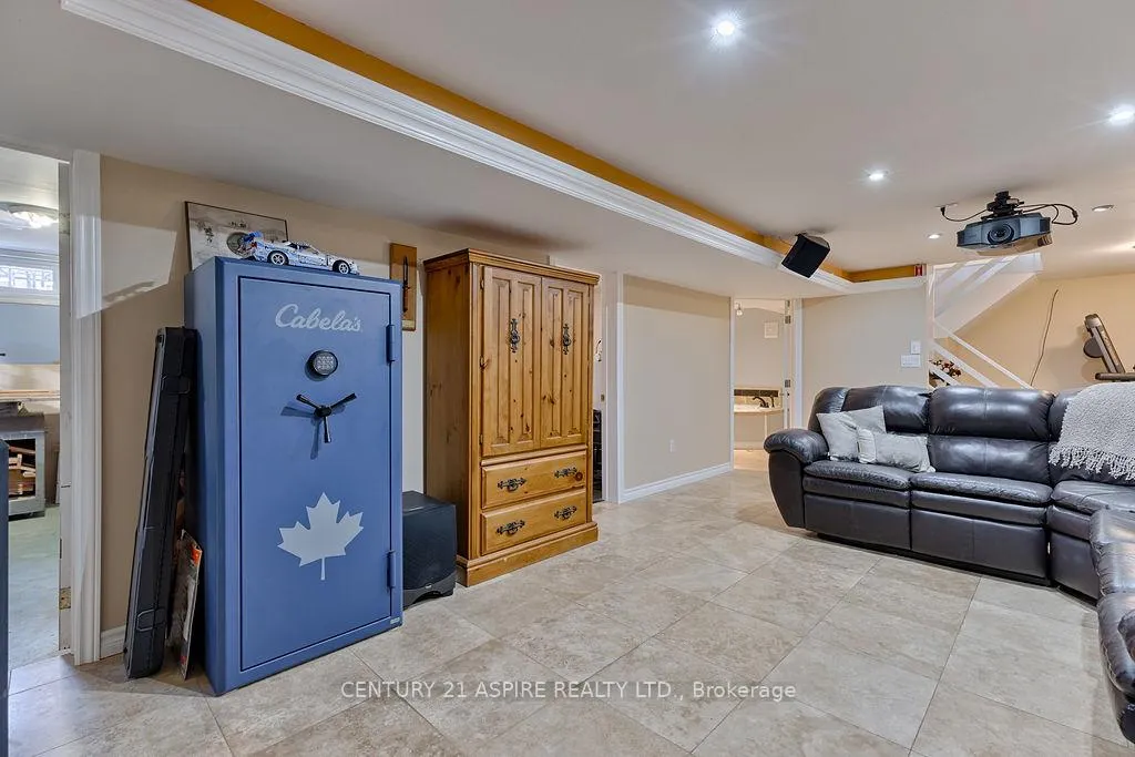 Photo 20 of 62 Herman Street, Petawawa — HOMEH