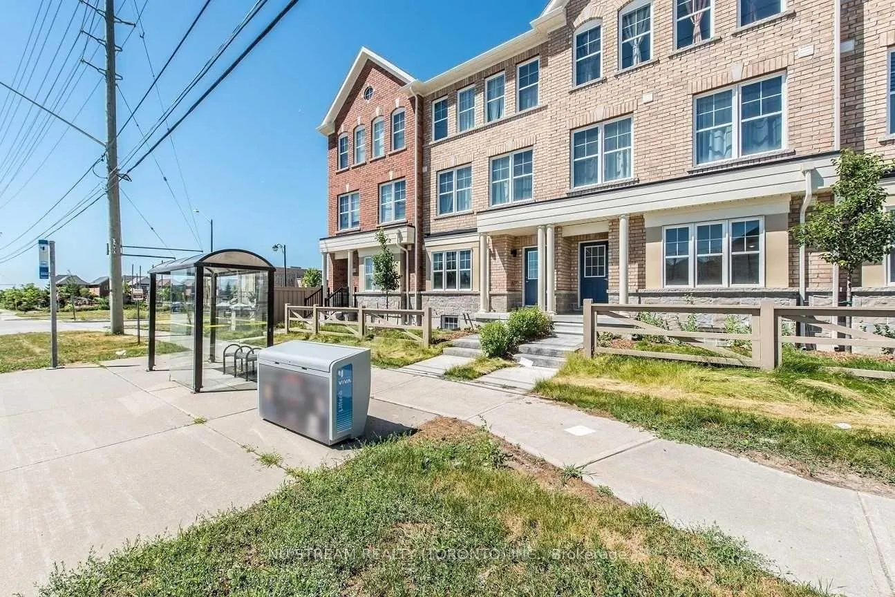 Photo 2 of 10578 Bathurst Street, Vaughan, Patterson — HOMEH