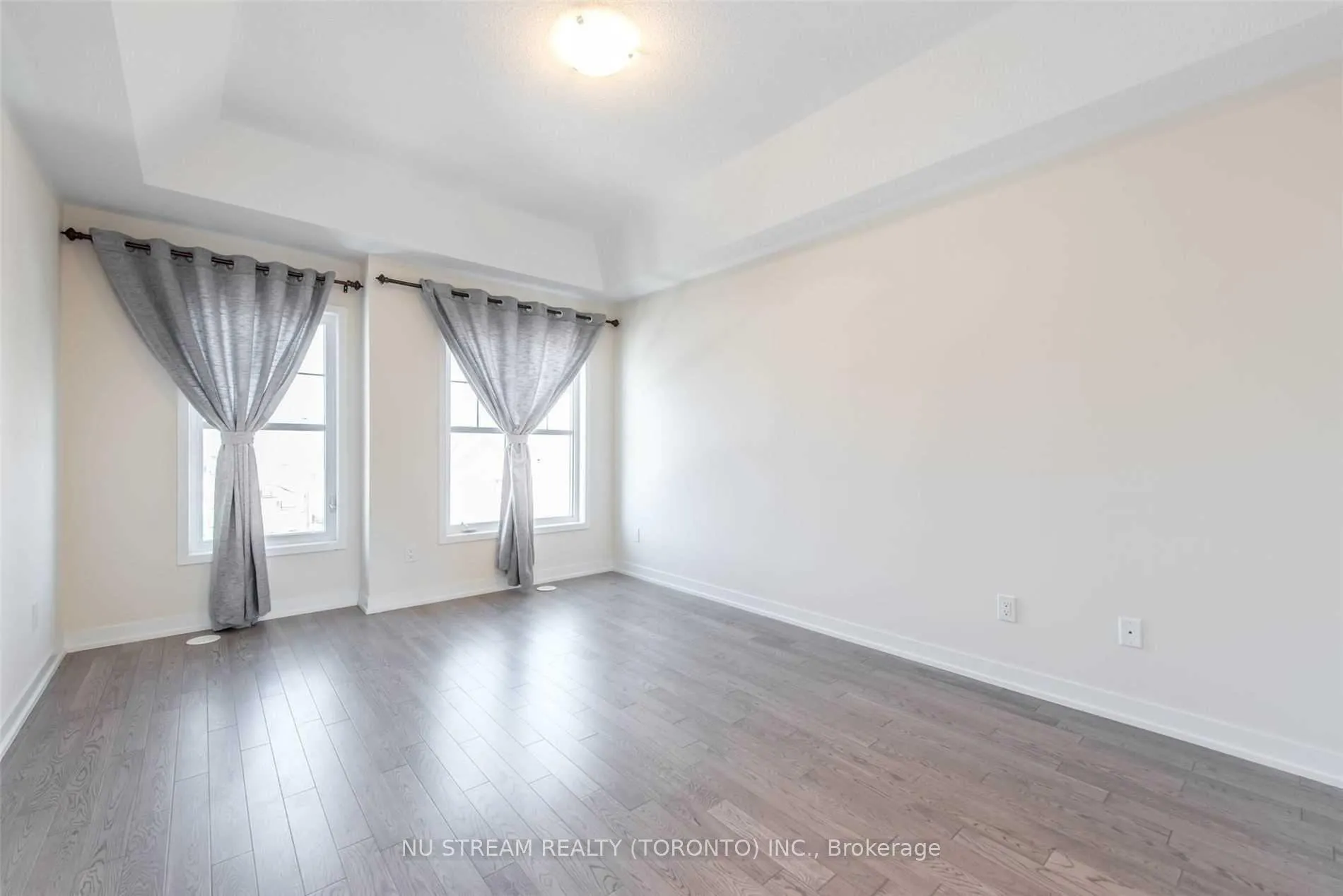 Photo 15 of 10578 Bathurst Street, Vaughan, Patterson — HOMEH
