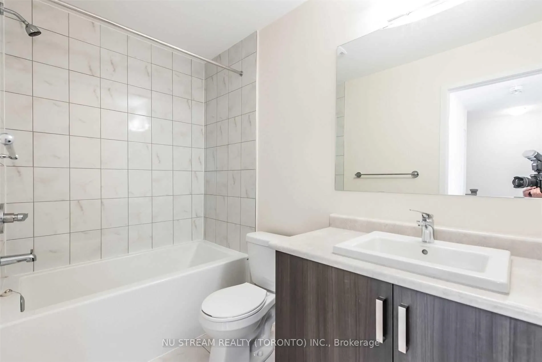 Photo 20 of 10578 Bathurst Street, Vaughan, Patterson — HOMEH