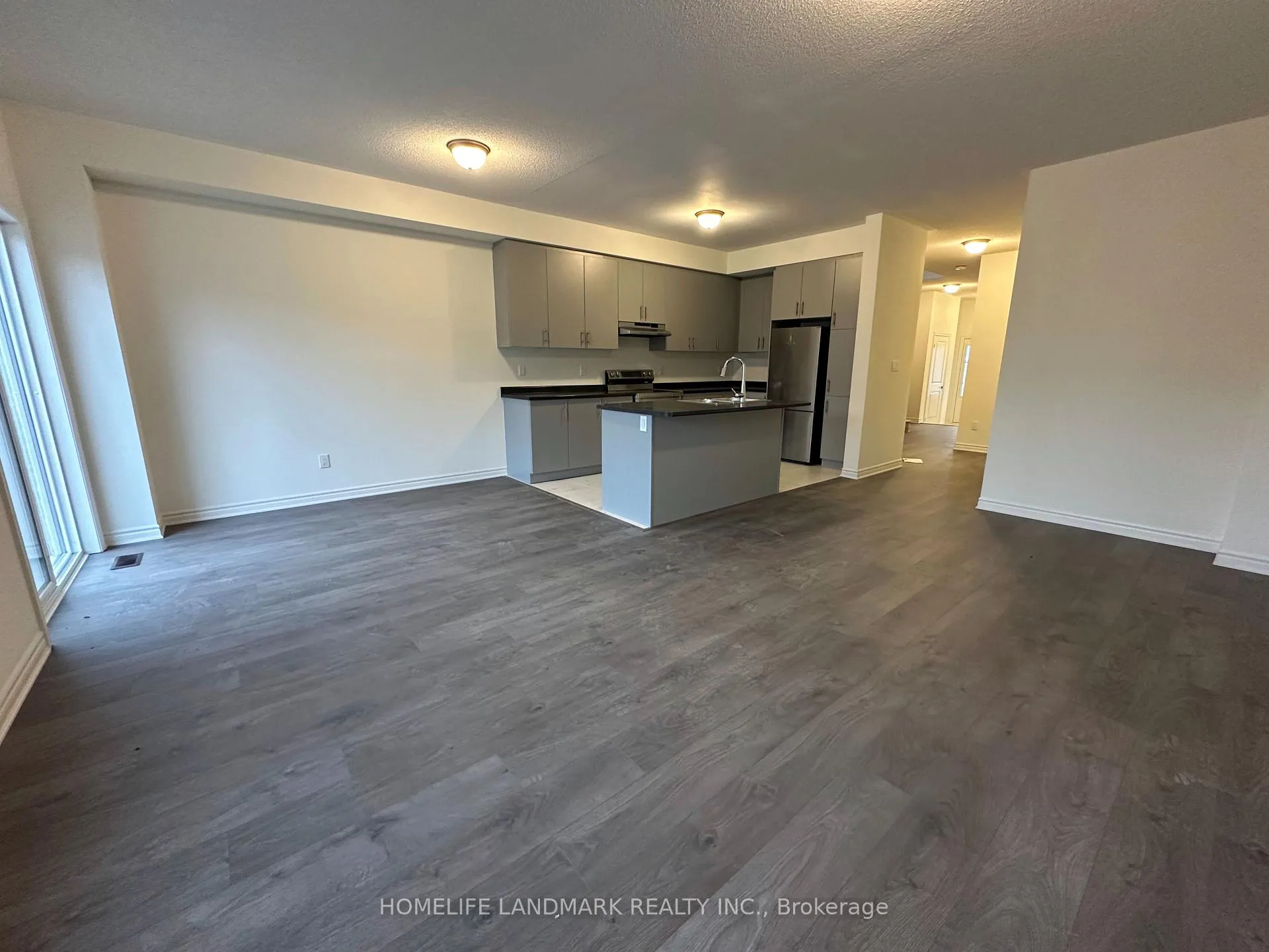 Photo 8 of 41 Sapphire Way, Thorold, Rolling Meadows — HOMEH