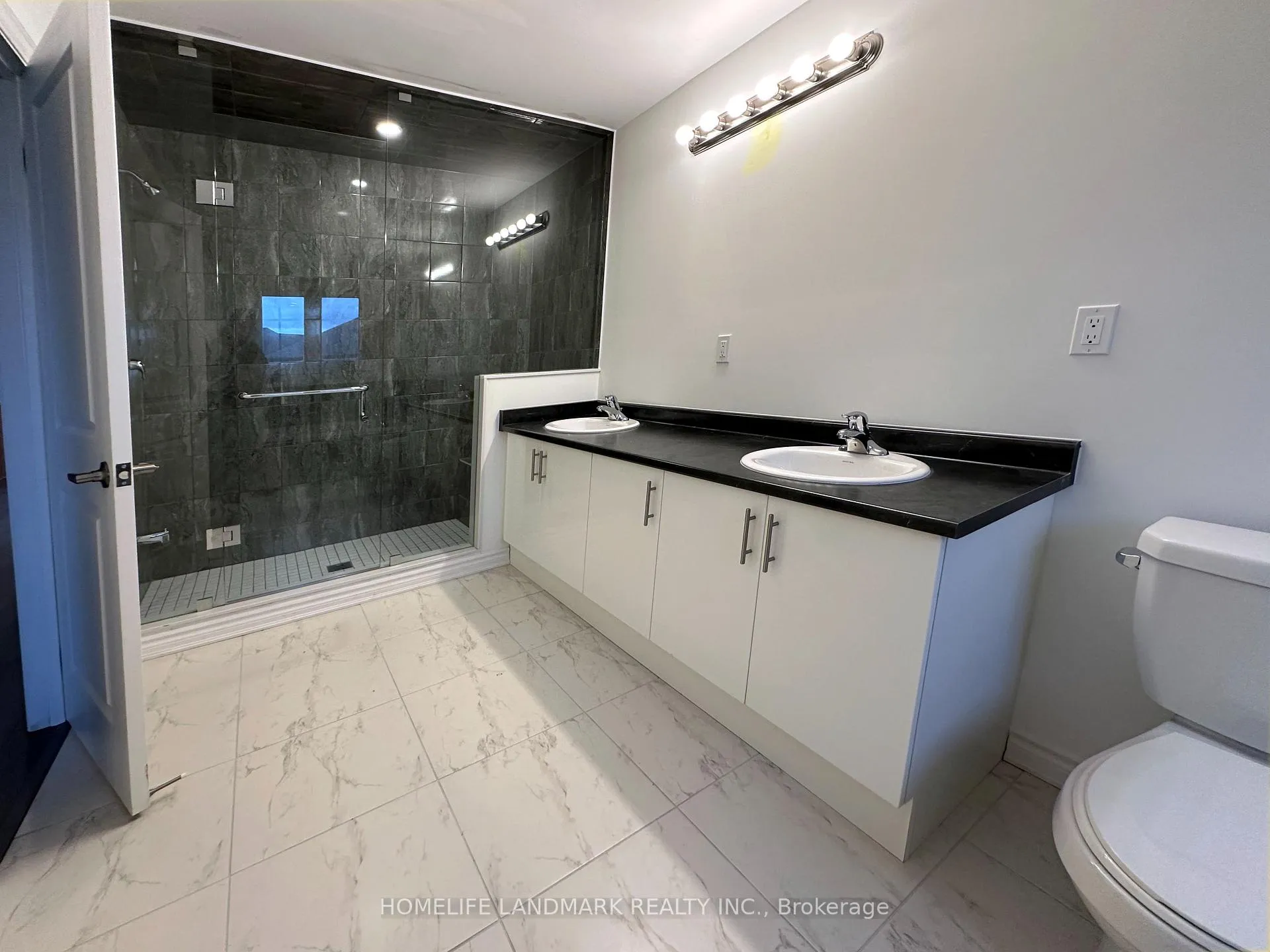 Photo 18 of 41 Sapphire Way, Thorold, Rolling Meadows — HOMEH