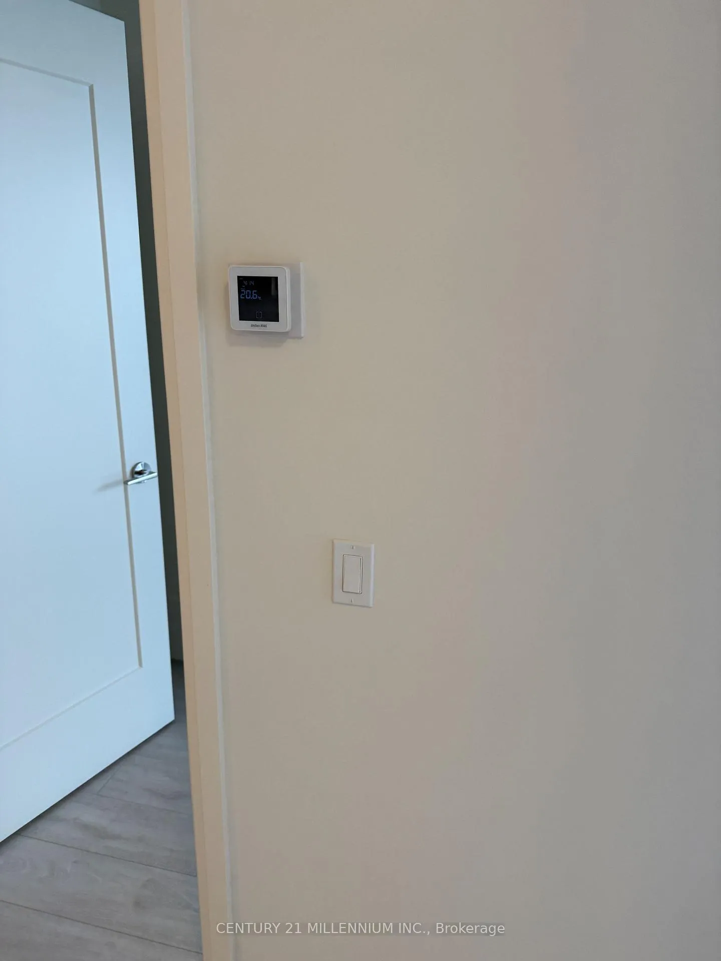 Photo 11 of Unit 2012, 27 Korda Gate, Vaughan, Vellore Village — HOMEH