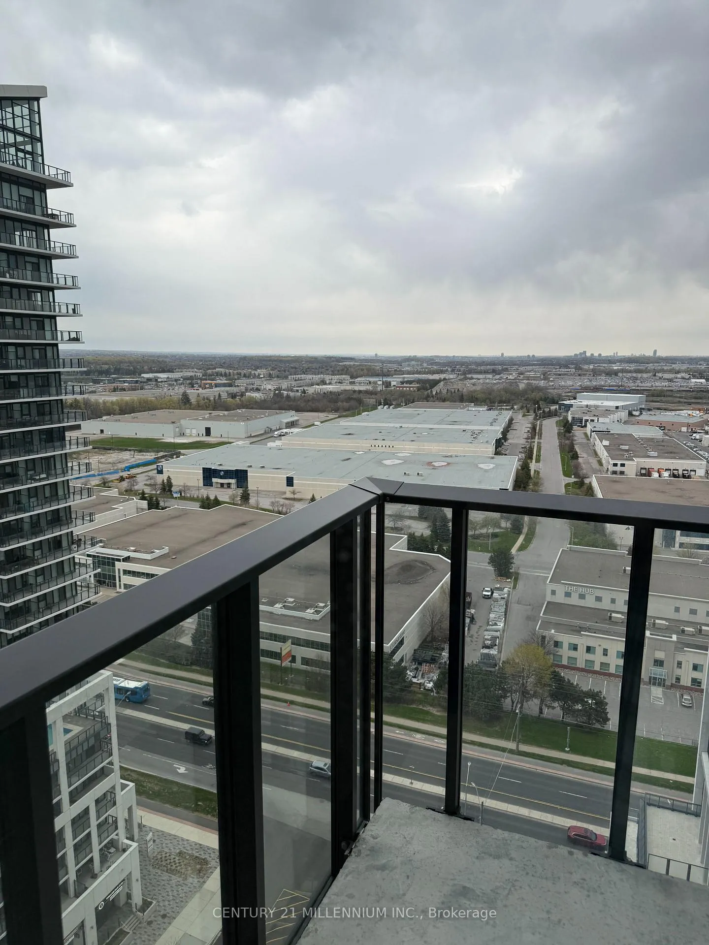 Photo 28 of Unit 2012, 27 Korda Gate, Vaughan, Vellore Village — HOMEH