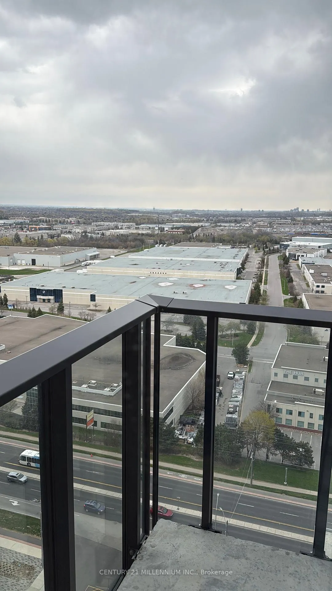 Photo 29 of Unit 2012, 27 Korda Gate, Vaughan, Vellore Village — HOMEH