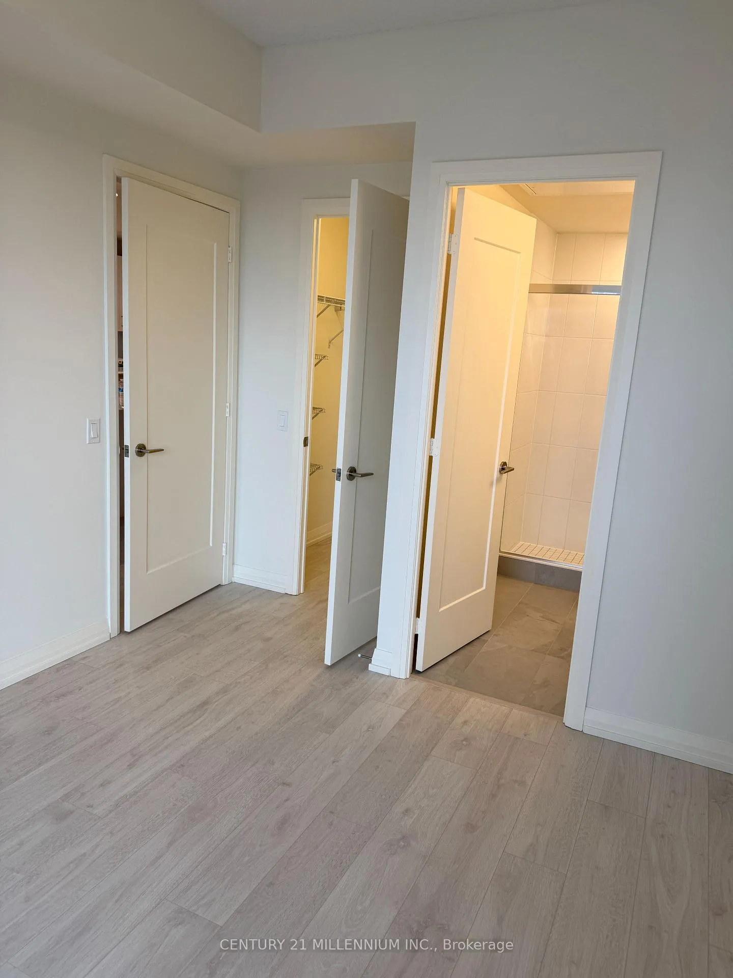 Photo 30 of Unit 2012, 27 Korda Gate, Vaughan, Vellore Village — HOMEH