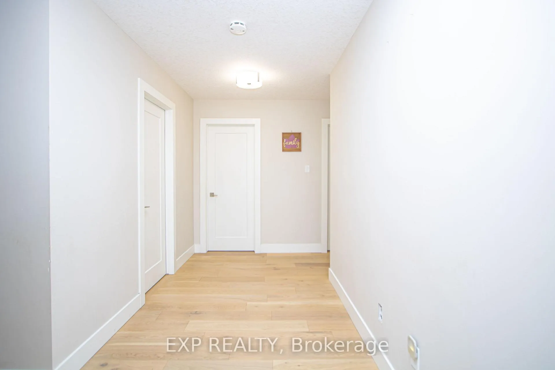Photo 19 of 3291 Regiment Road, London, South V — HOMEH