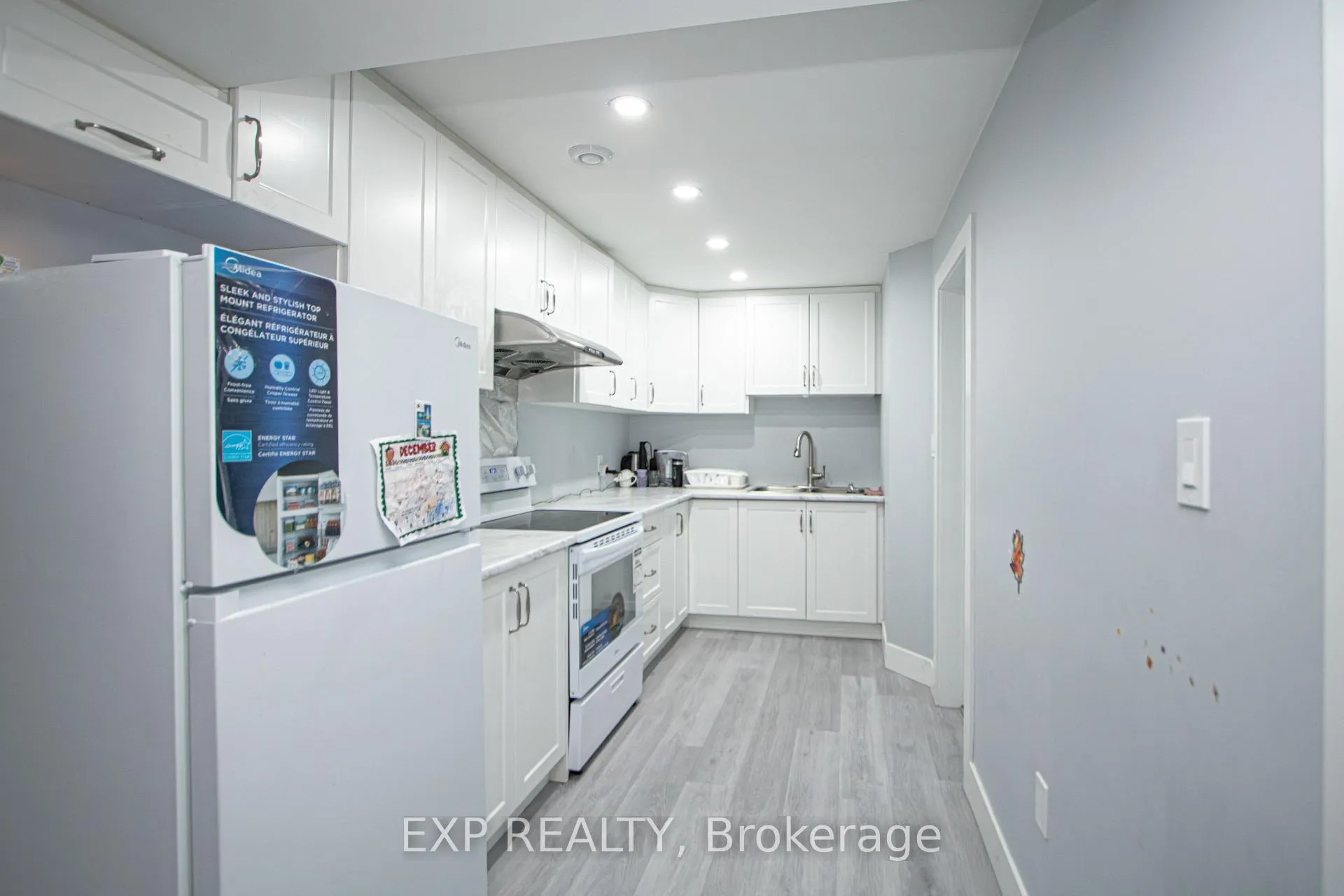 Photo 30 of 3291 Regiment Road, London, South V — HOMEH
