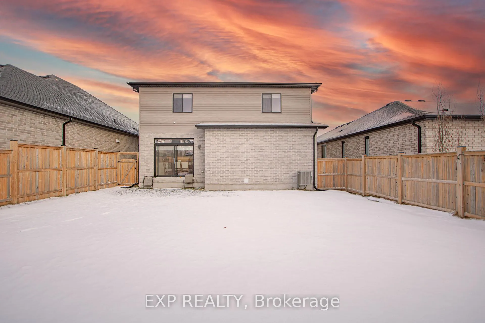 Photo 34 of 3291 Regiment Road, London, South V — HOMEH