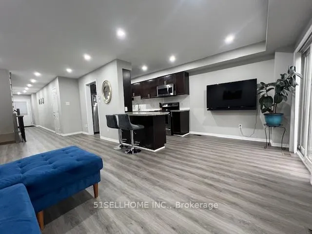 Photo 43 of 17 Winn Place, Aurora, Bayview Northeast — HOMEH