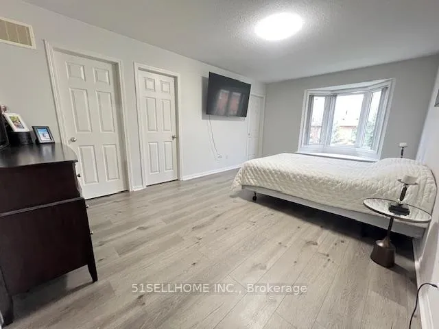 Photo 65 of 17 Winn Place, Aurora, Bayview Northeast — HOMEH